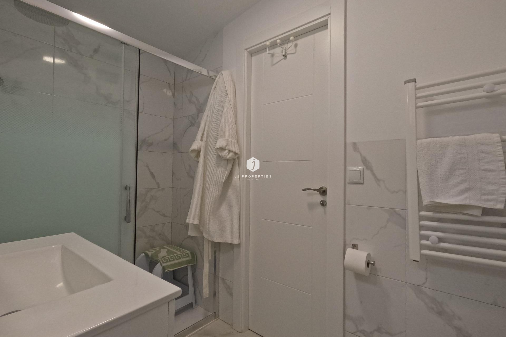 Tweedehands - Chalet -
Torrevieja - El Acequión - Los Náufragos