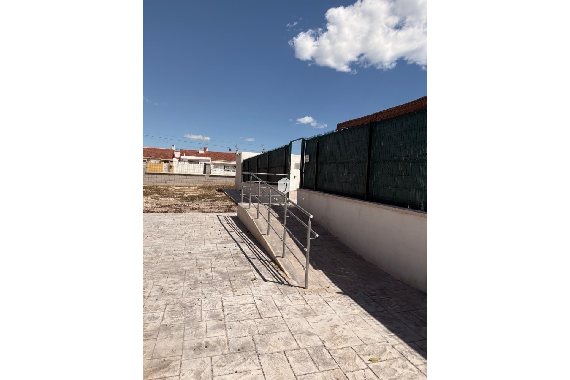 Tweedehands - Chalet -
Torrevieja - La Siesta - El Salado - Torreta