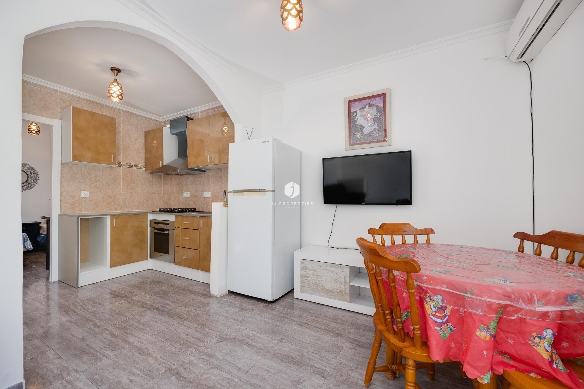 Tweedehands - Chalet -
Torrevieja - La Siesta - El Salado - Torreta