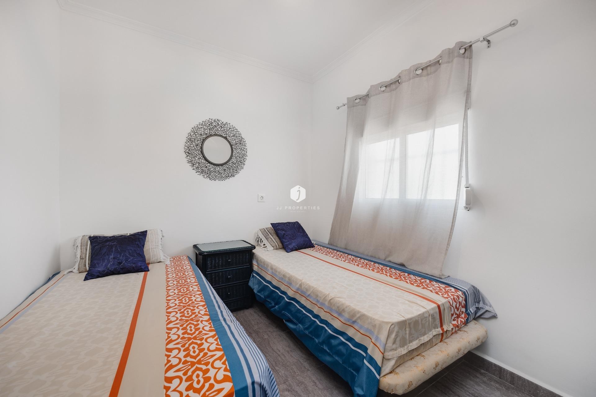 Tweedehands - Chalet -
Torrevieja - La Siesta - El Salado - Torreta