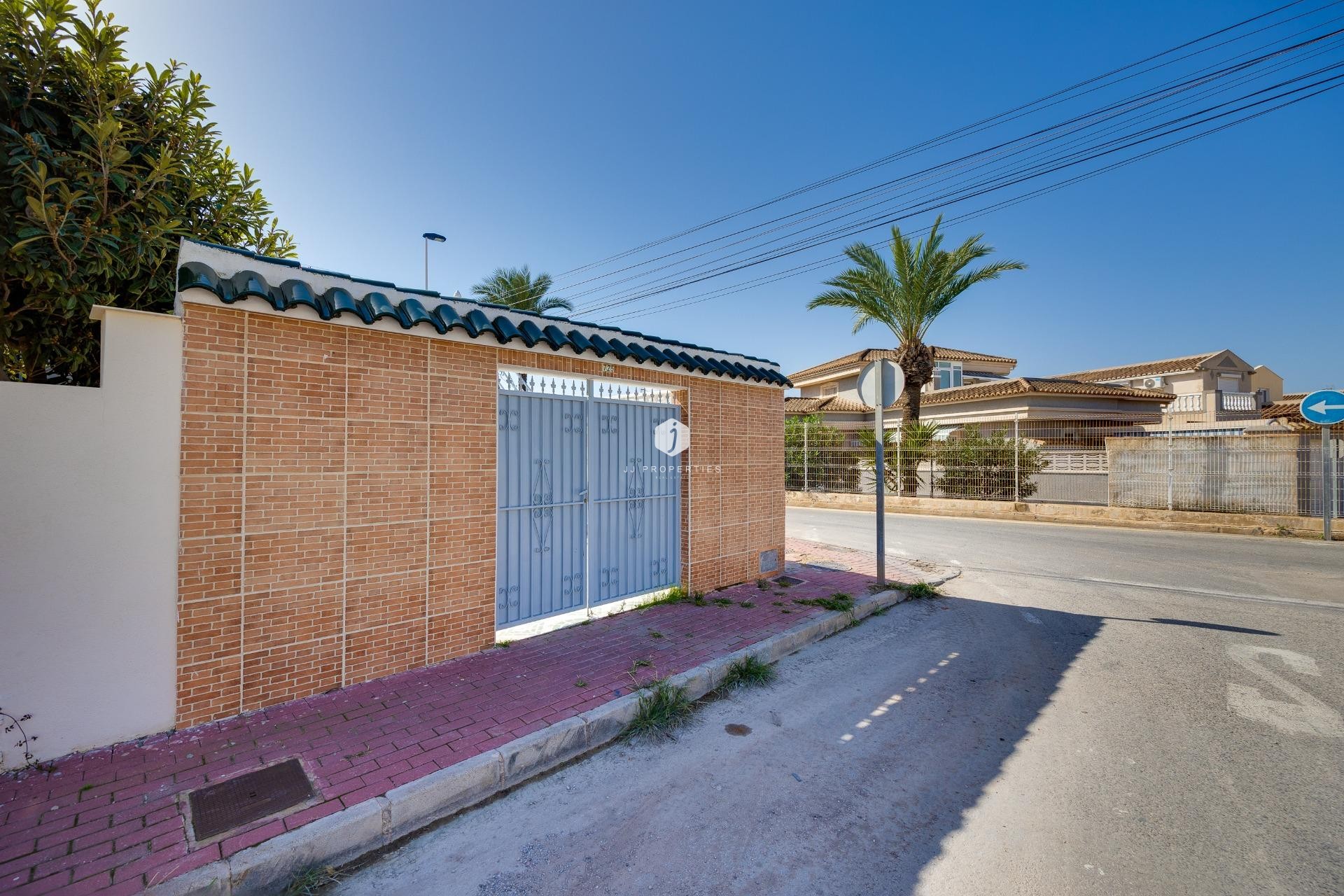 Tweedehands - Chalet -
Torrevieja - La Siesta - El Salado - Torreta