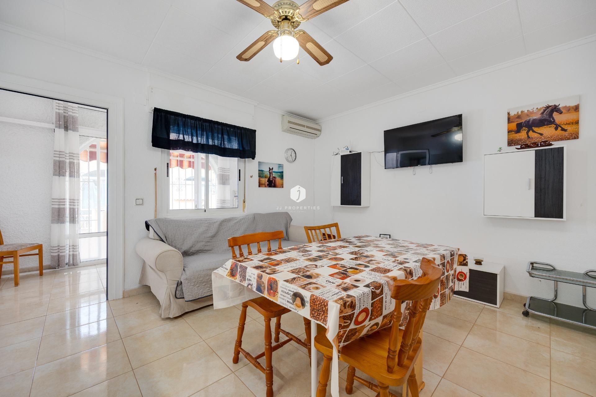 Tweedehands - Chalet -
Torrevieja - La Siesta - El Salado - Torreta