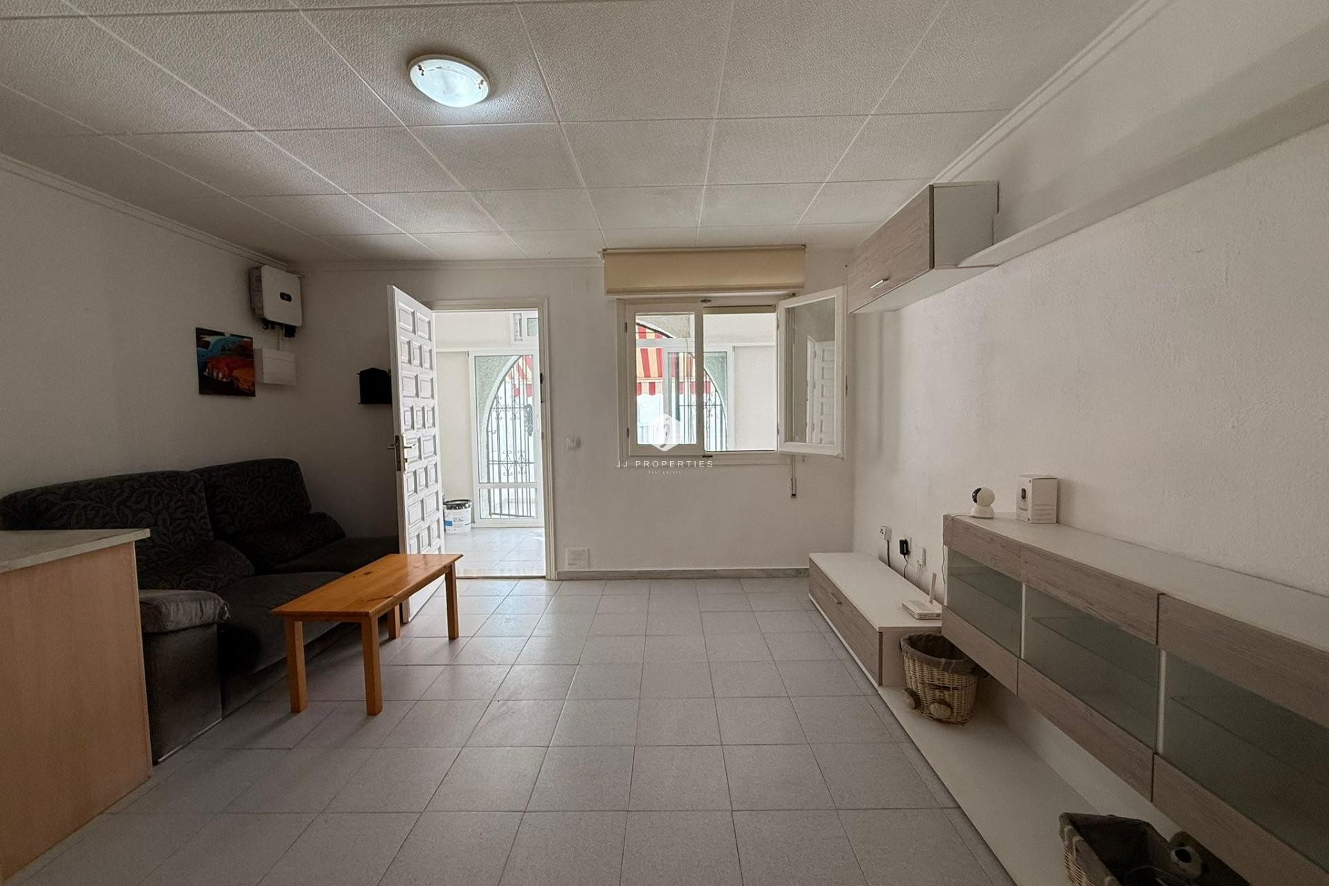 Tweedehands - Chalet -
Torrevieja - La Siesta - El Salado - Torreta