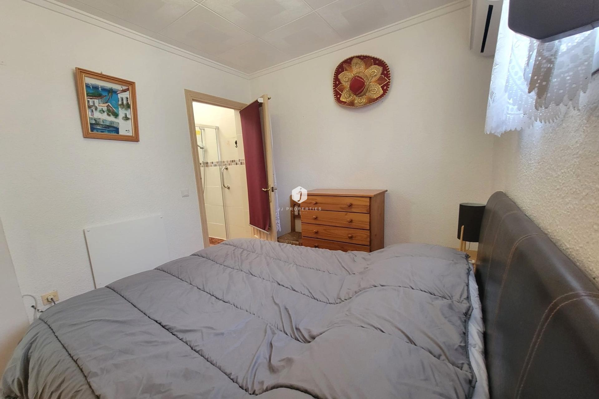 Tweedehands - Chalet -
Torrevieja - La Siesta - El Salado - Torreta