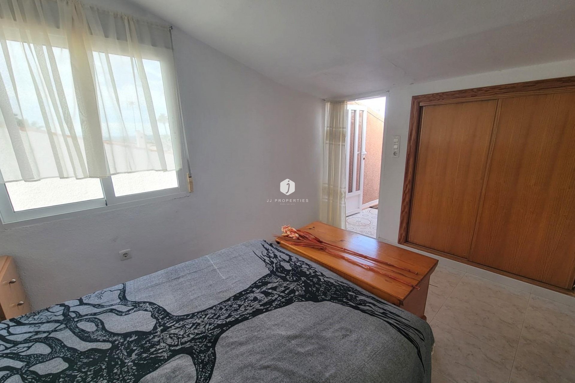 Tweedehands - Chalet -
Torrevieja - La Siesta - El Salado - Torreta