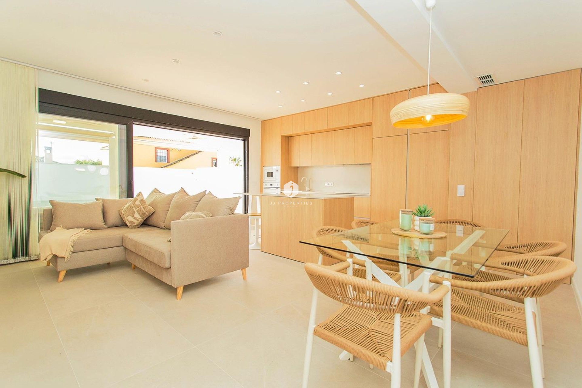 Tweedehands - Chalet -
Torrevieja - La siesta