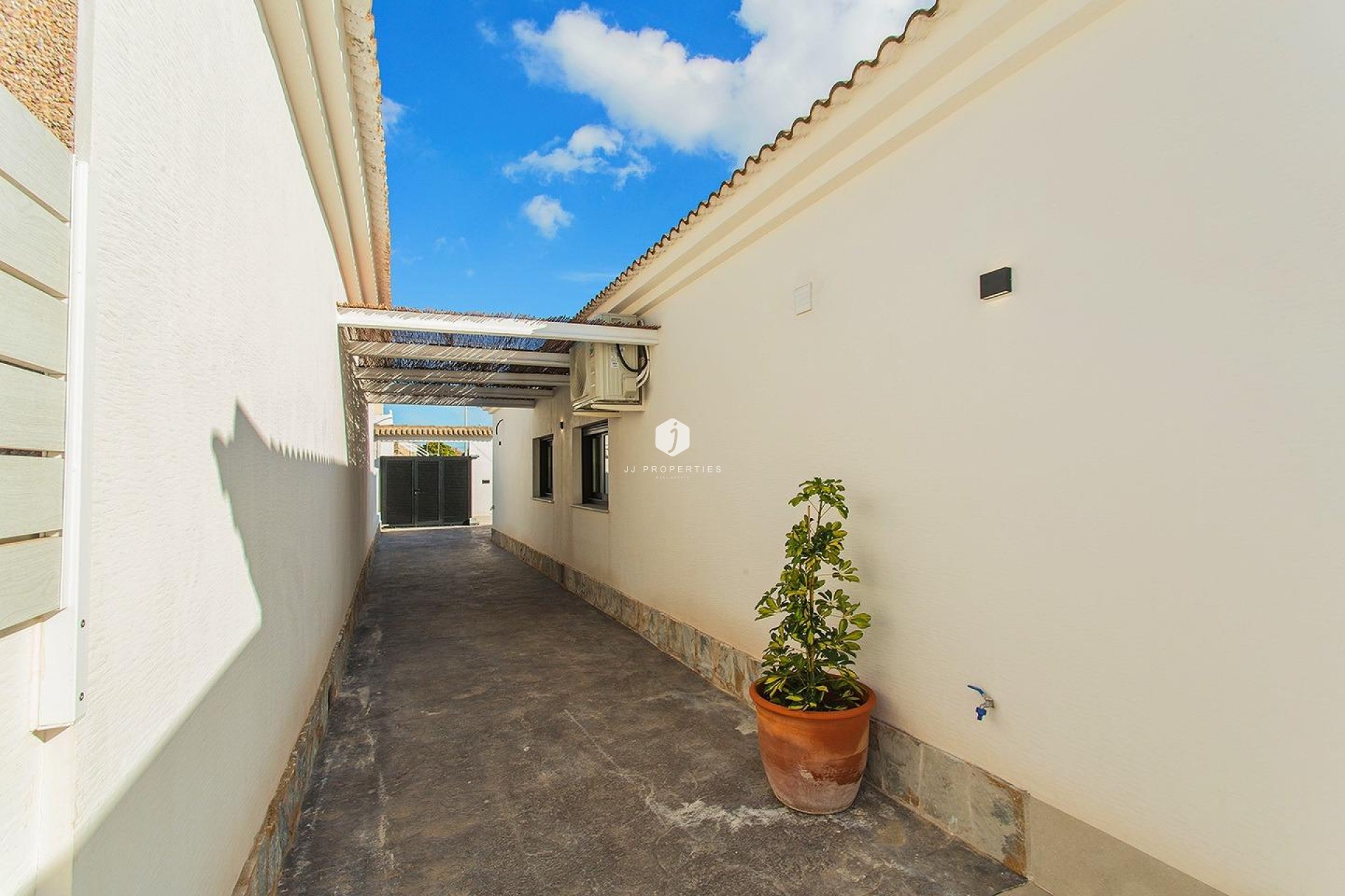 Tweedehands - Chalet -
Torrevieja - La siesta