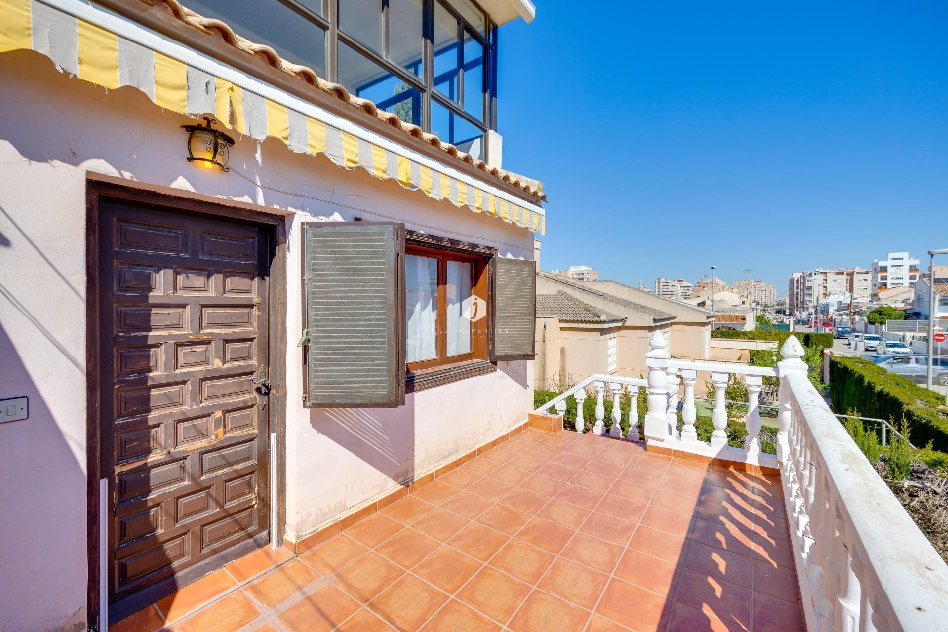 Tweedehands - Chalet -
Torrevieja - Nueva Torrevieja