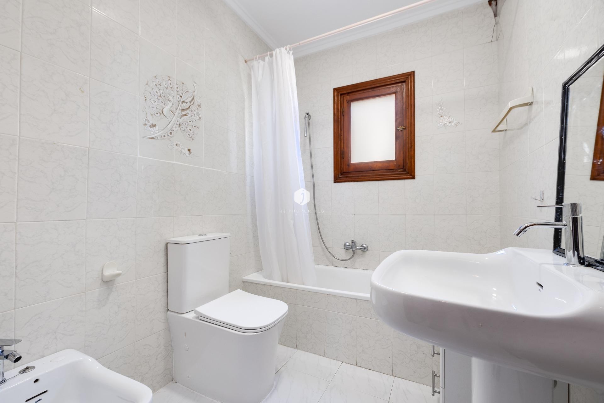 Tweedehands - Chalet -
Torrevieja - Nueva Torrevieja