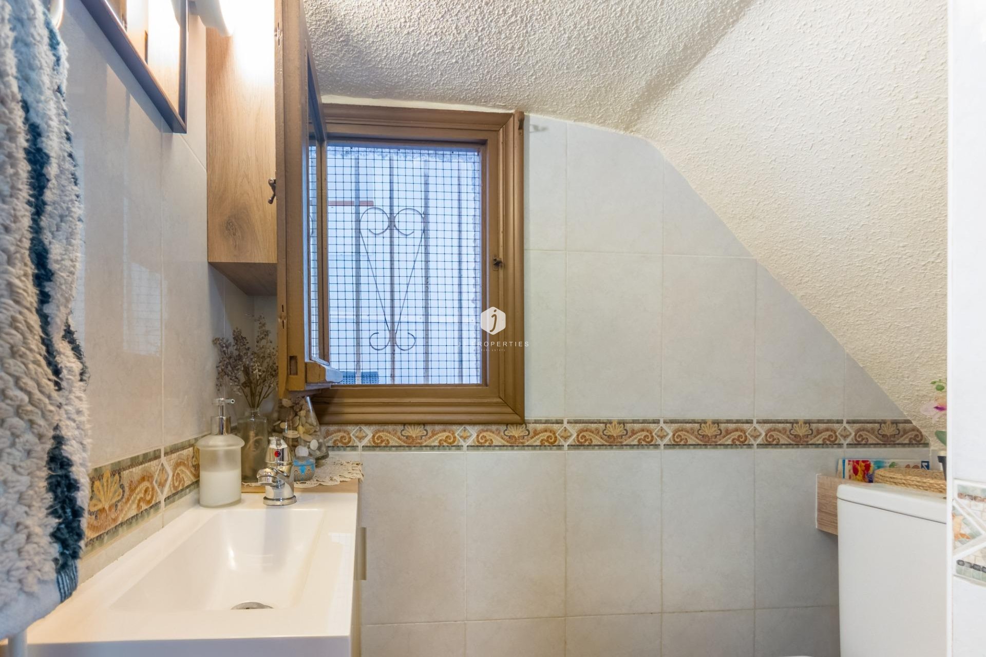 Tweedehands - Chalet -
Torrevieja - Nueva Torrevieja