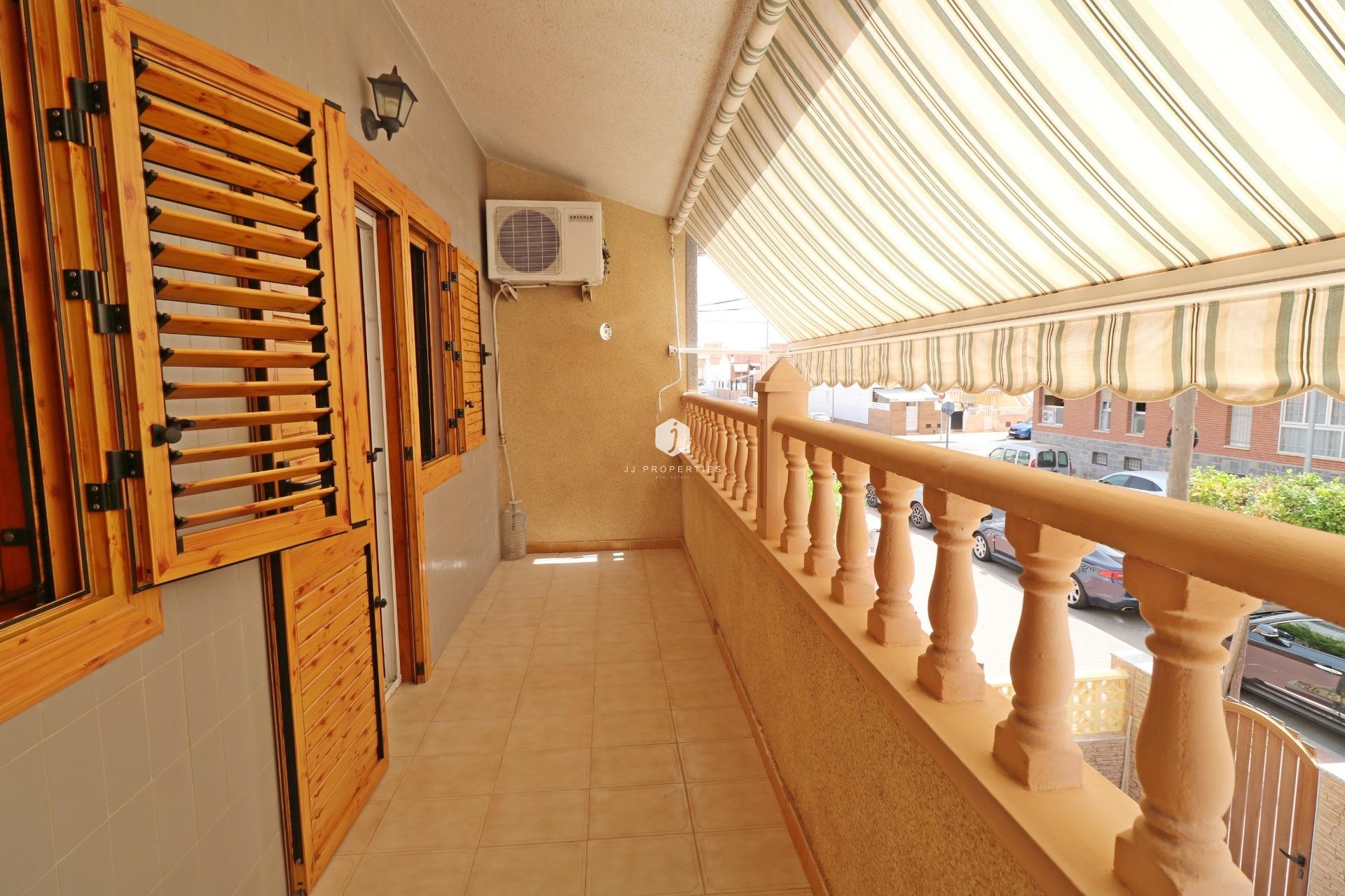 Tweedehands - Chalet -
Torrevieja - Playa de los Naufragos