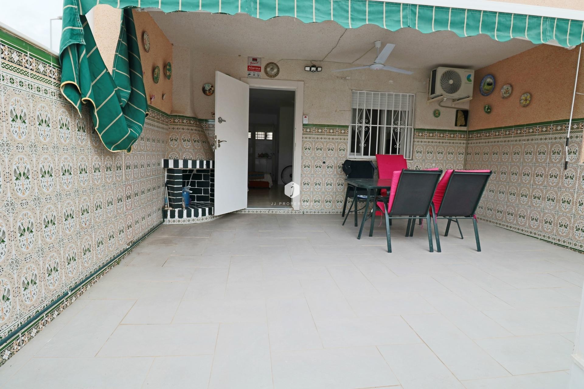 Tweedehands - Chalet -
Torrevieja - Playa de los Naufragos