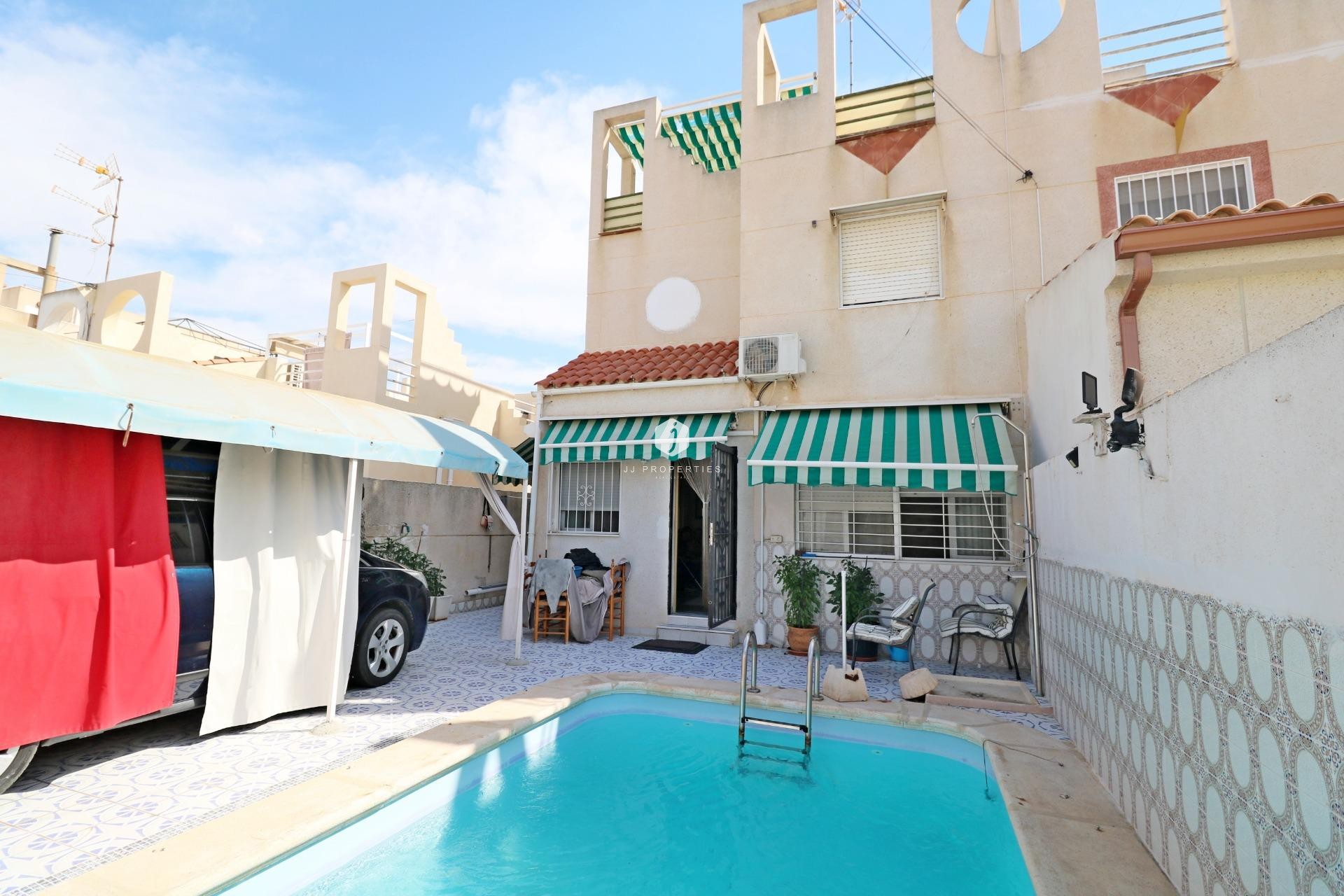 Tweedehands - Chalet -
Torrevieja - Torretas