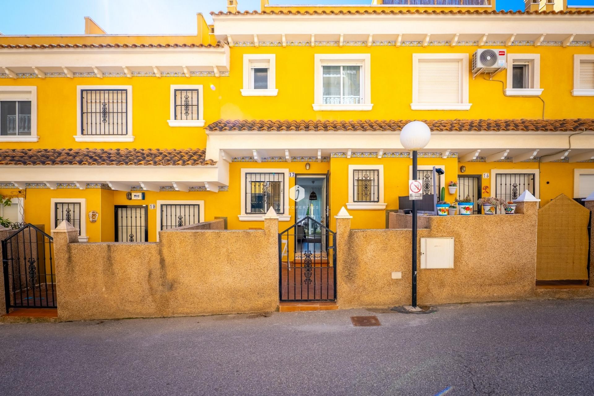 Tweedehands - duplex -
Algorfa - Comunidad Valenciana