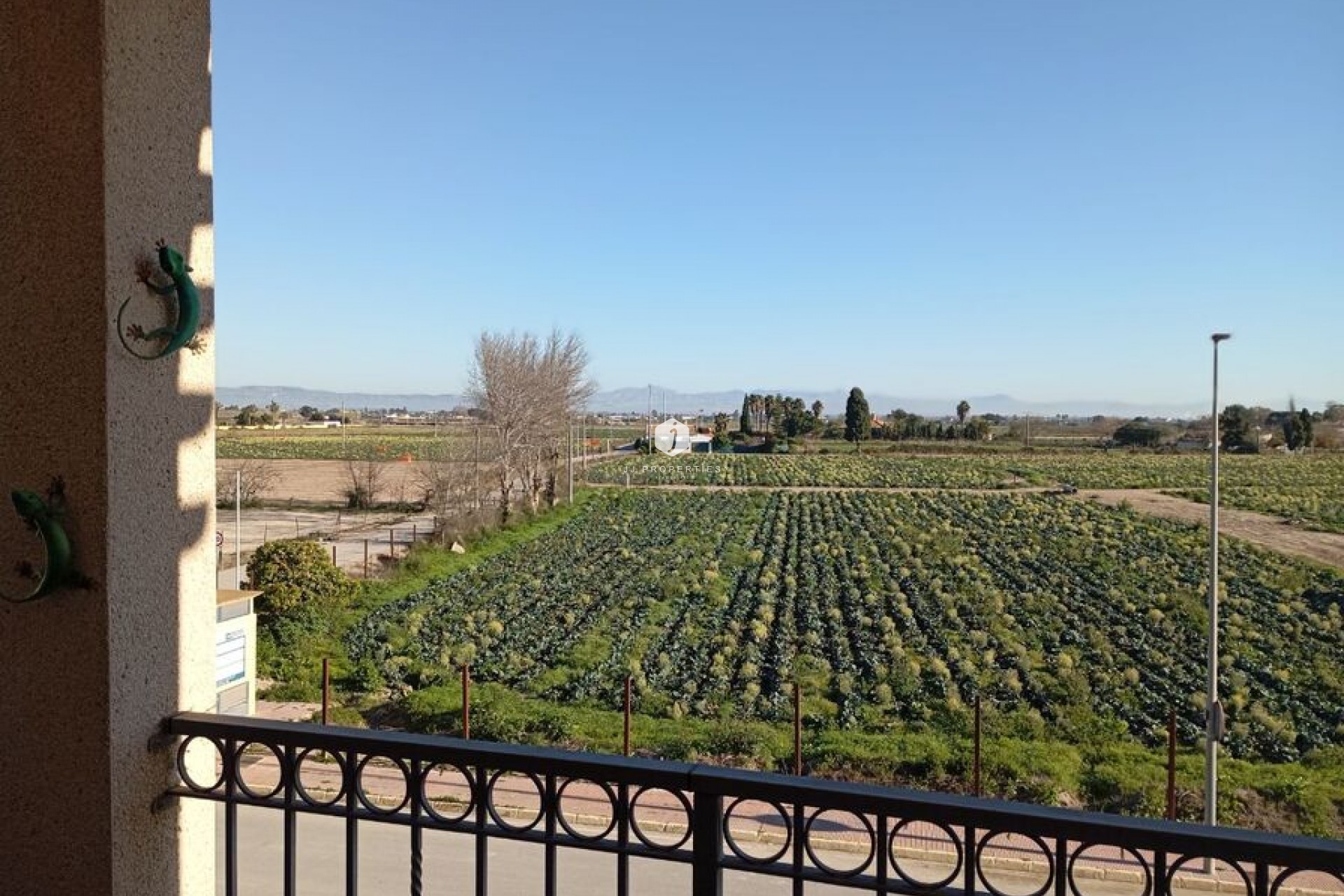 Tweedehands - duplex -
Daya Vieja - Costa Blanca