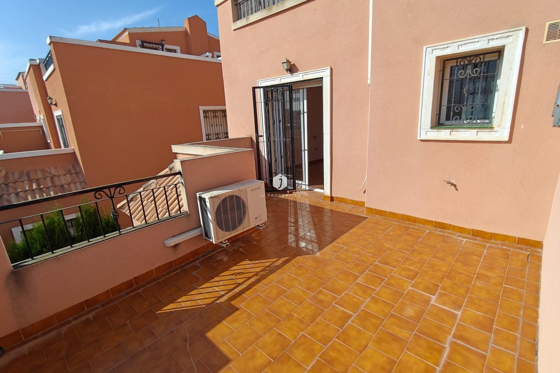 Tweedehands - duplex -
Los Montesinos - Costa Blanca Sur