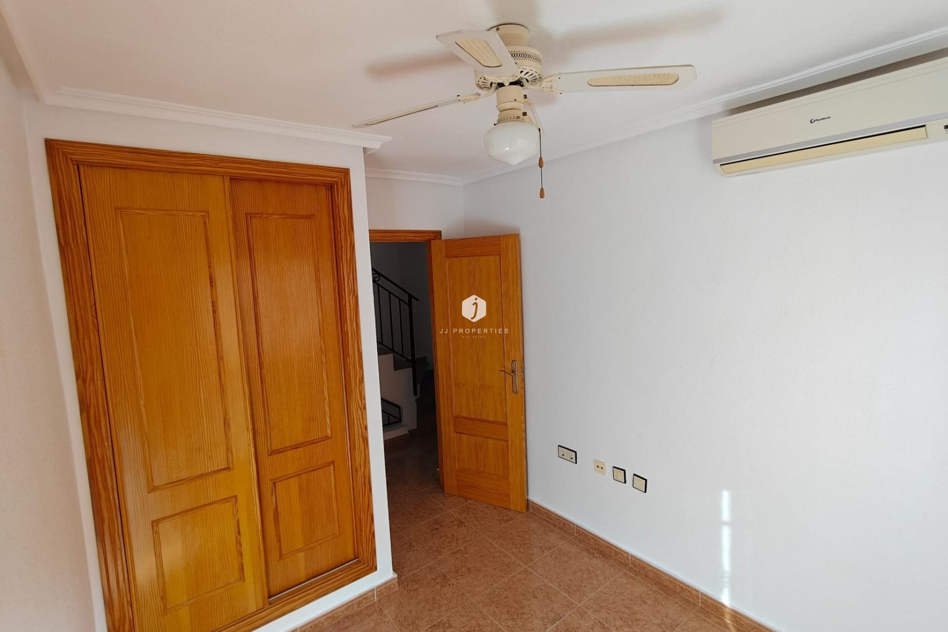 Tweedehands - duplex -
Los Montesinos - Costa Blanca Sur