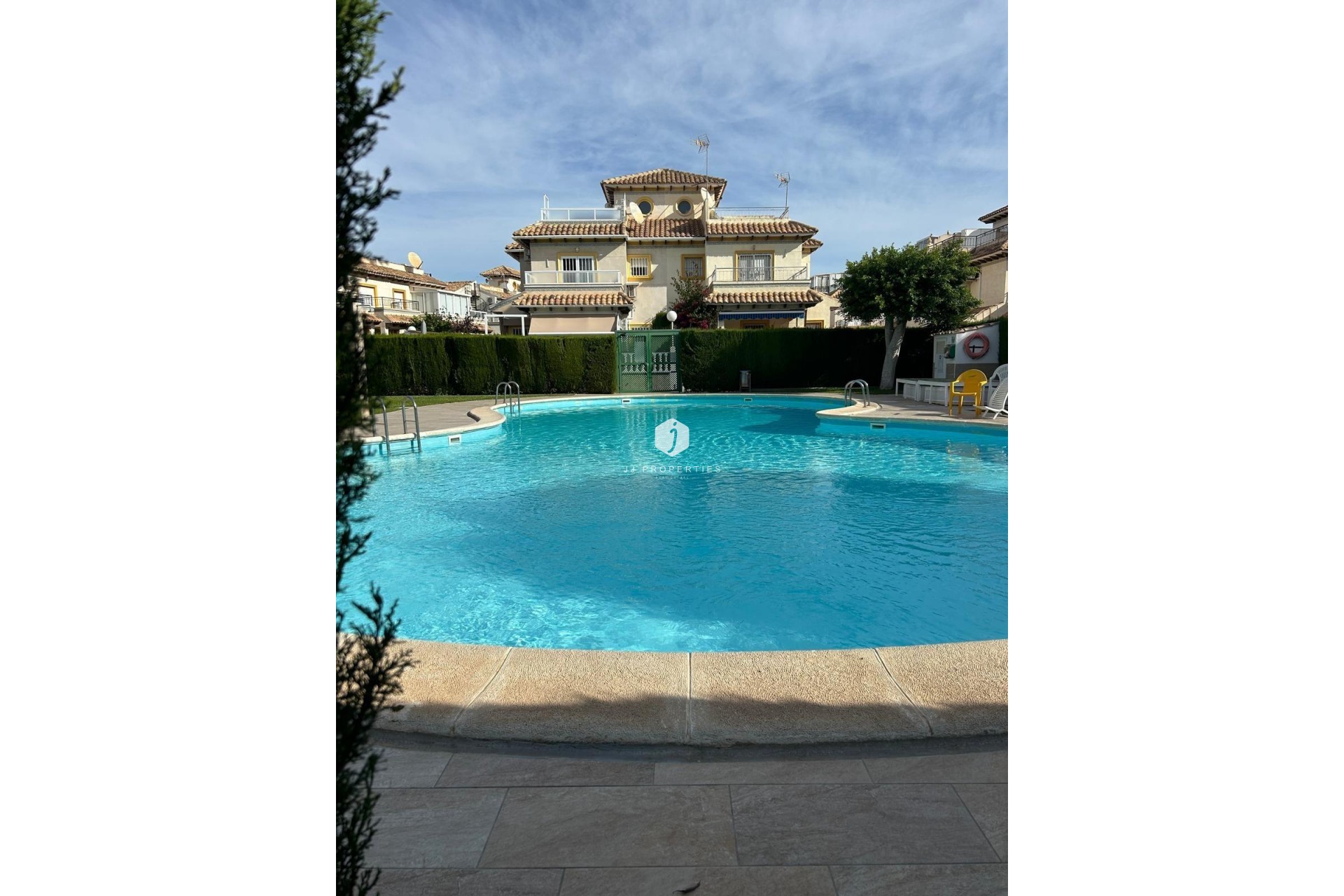 Tweedehands - duplex -
Orihuela Costa - Punta Prima