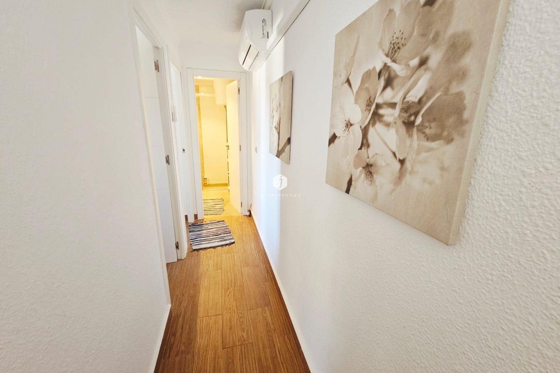 Tweedehands - duplex -
Torrevieja - Cabo cervera