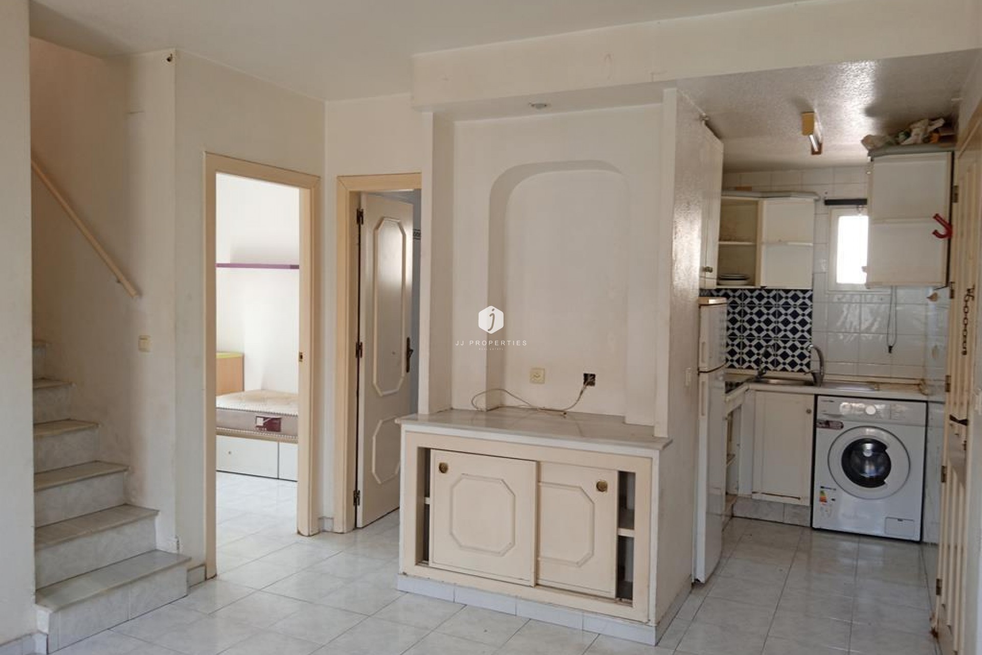 Tweedehands - duplex -
Torrevieja - Carrefour