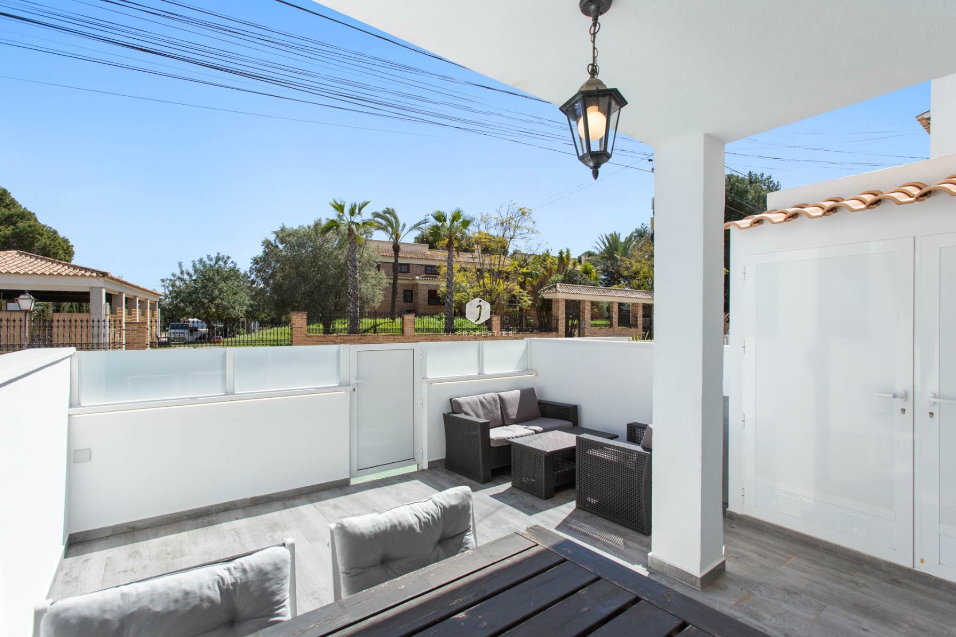 Tweedehands - duplex -
Torrevieja - Costa Blanca