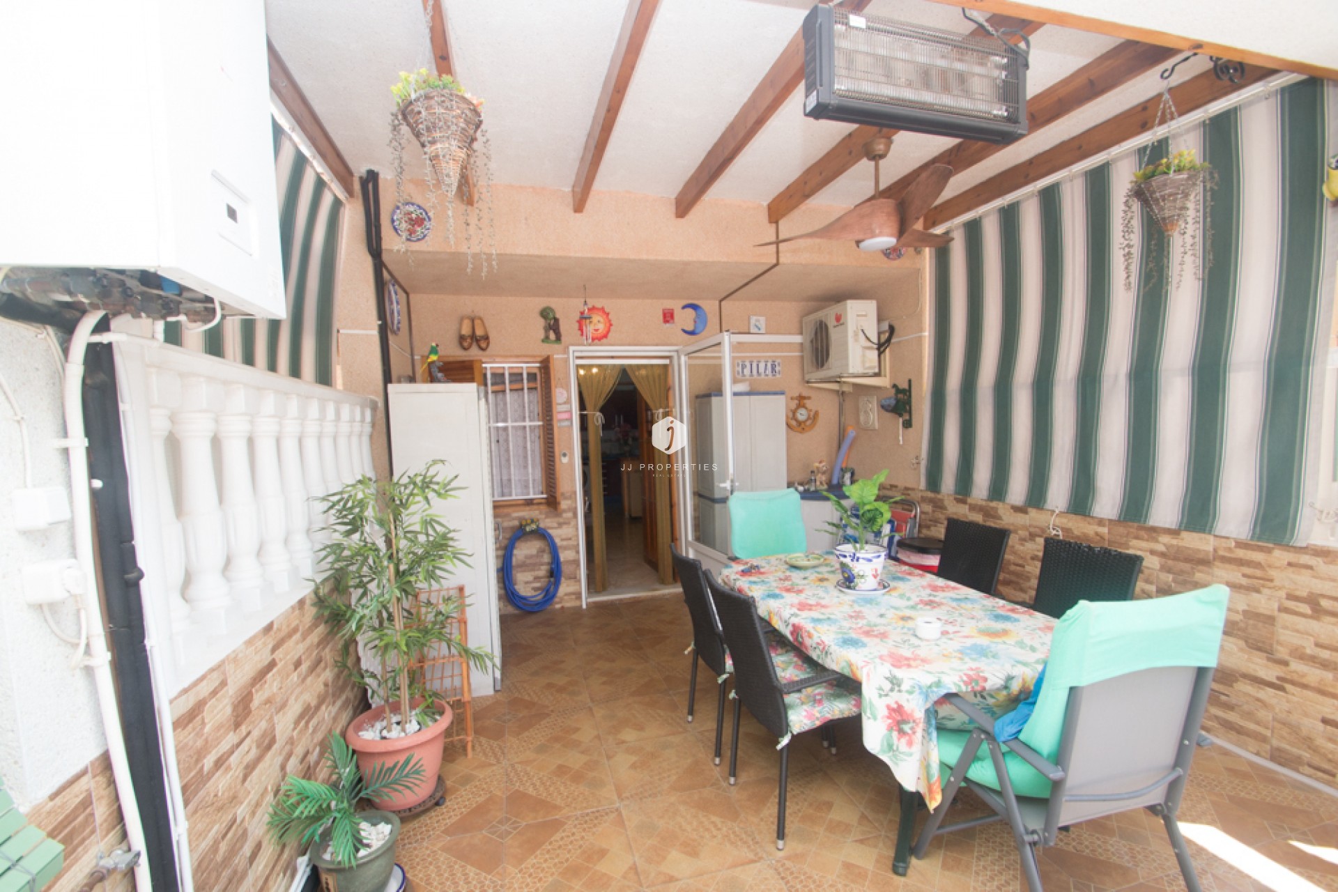 Tweedehands - duplex -
Torrevieja - Costa Blanca
