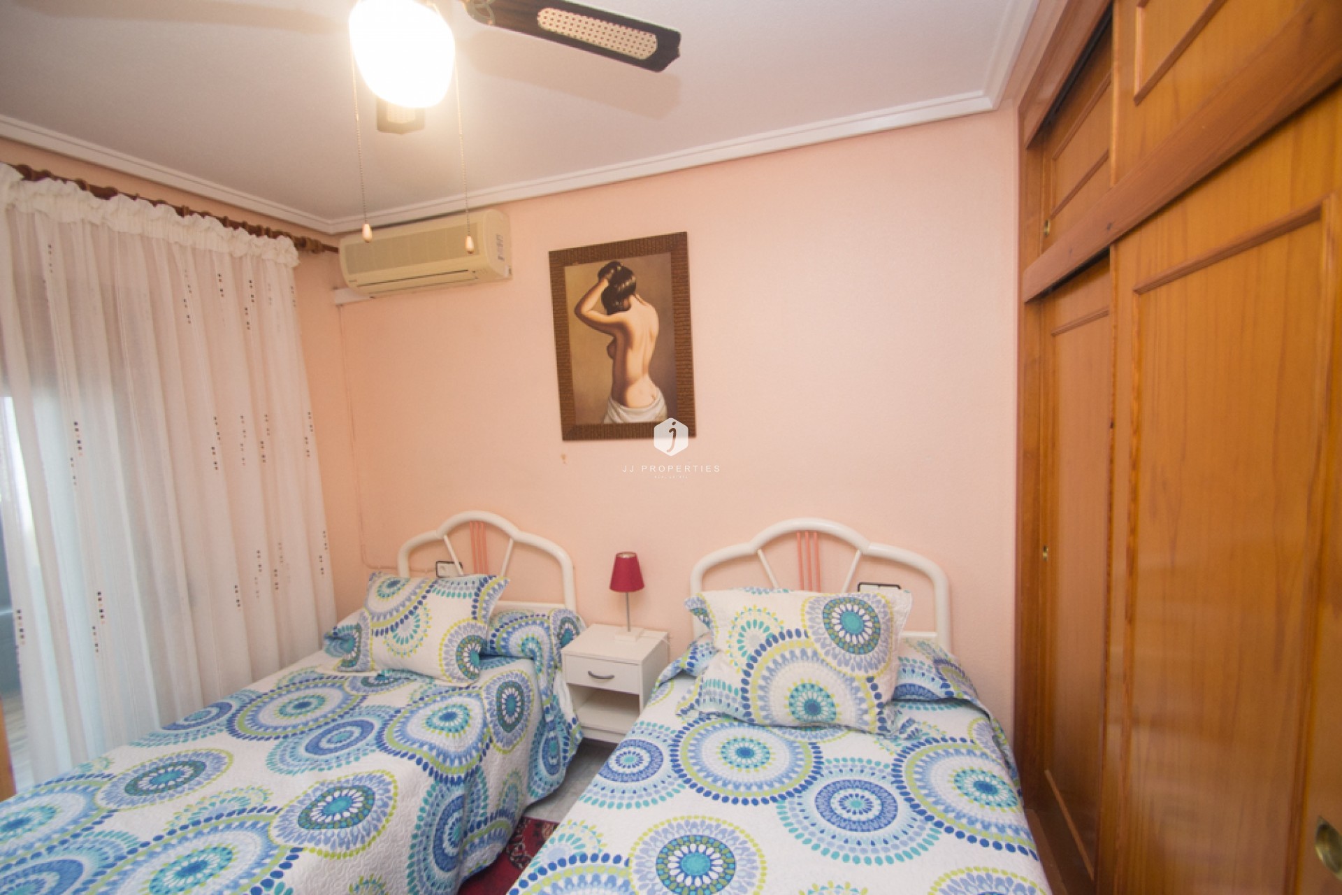 Tweedehands - duplex -
Torrevieja - Costa Blanca