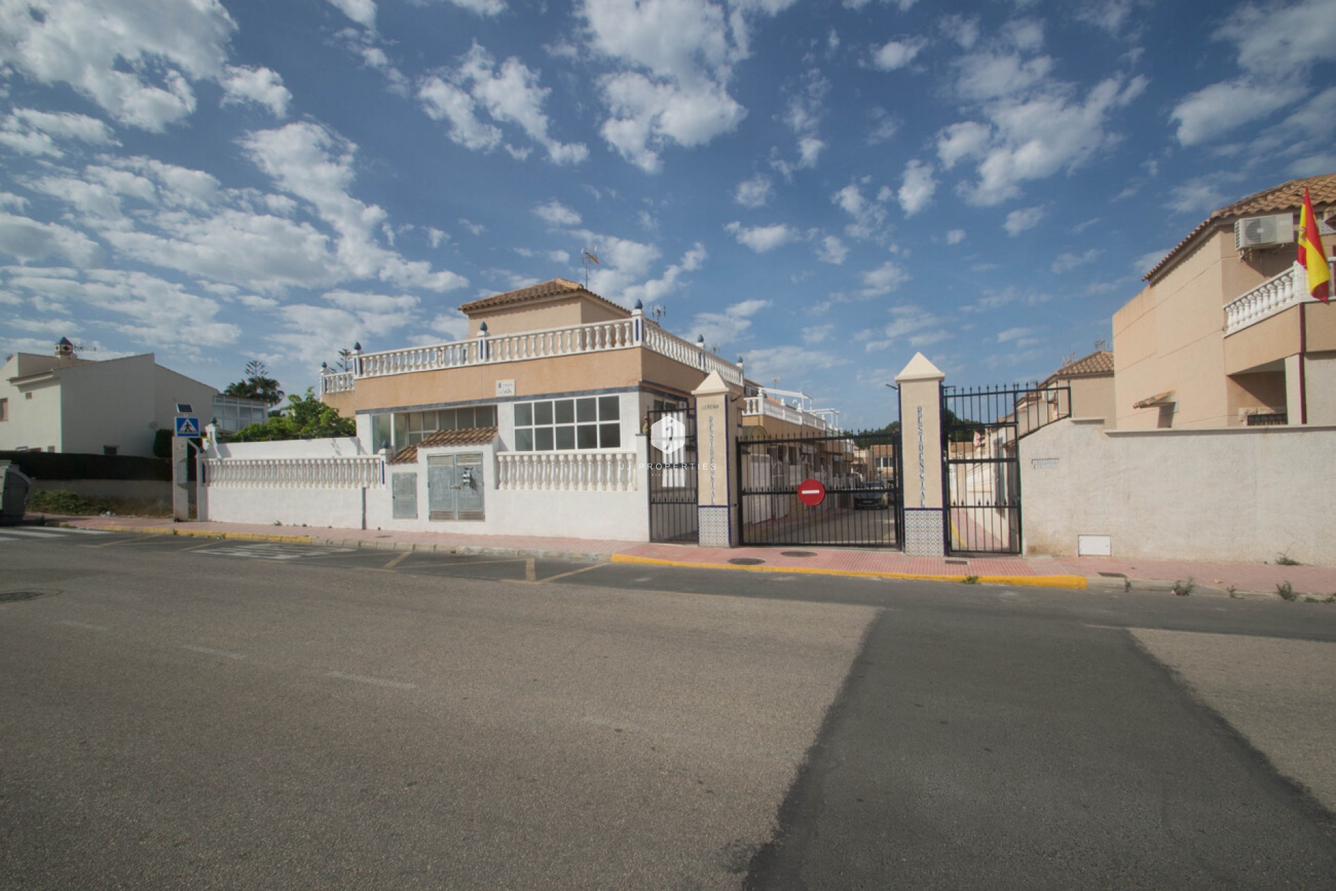 Tweedehands - duplex -
Torrevieja - Costa Blanca