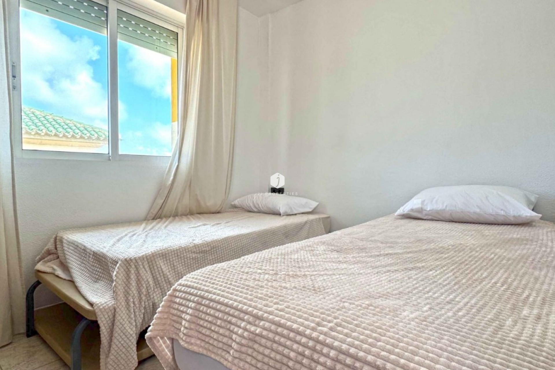 Tweedehands - duplex -
Torrevieja - Costa Blanca