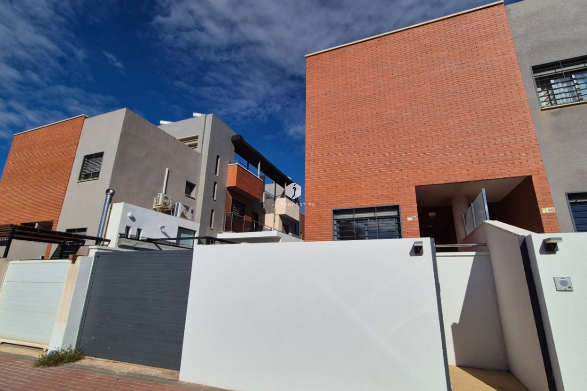 Tweedehands - duplex -
Torrevieja - Costa Blanca
