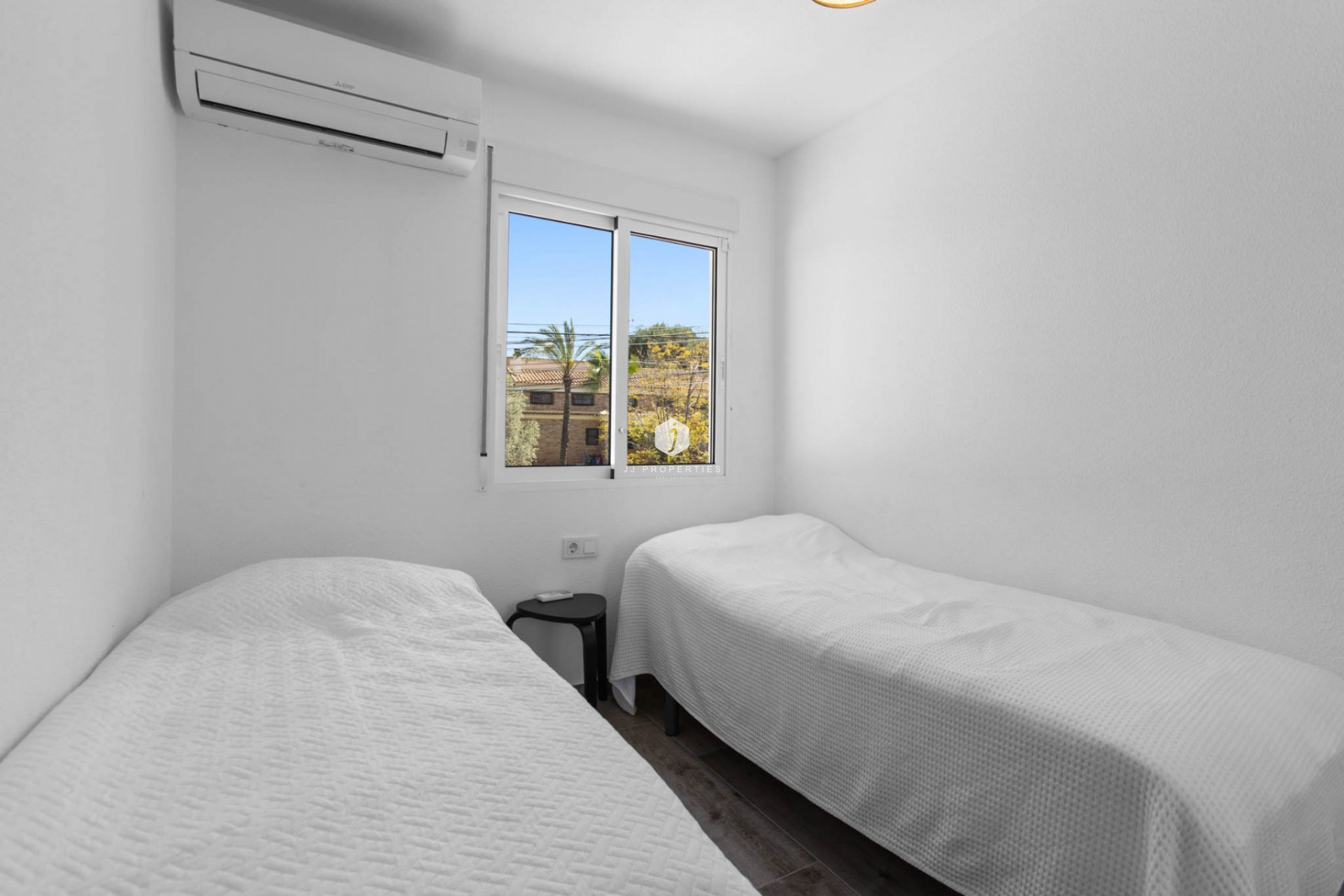 Tweedehands - duplex -
Torrevieja - Costa Blanca