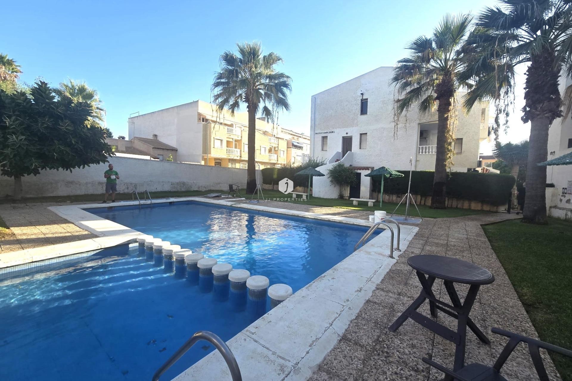 Tweedehands - duplex -
Torrevieja - Habaneras