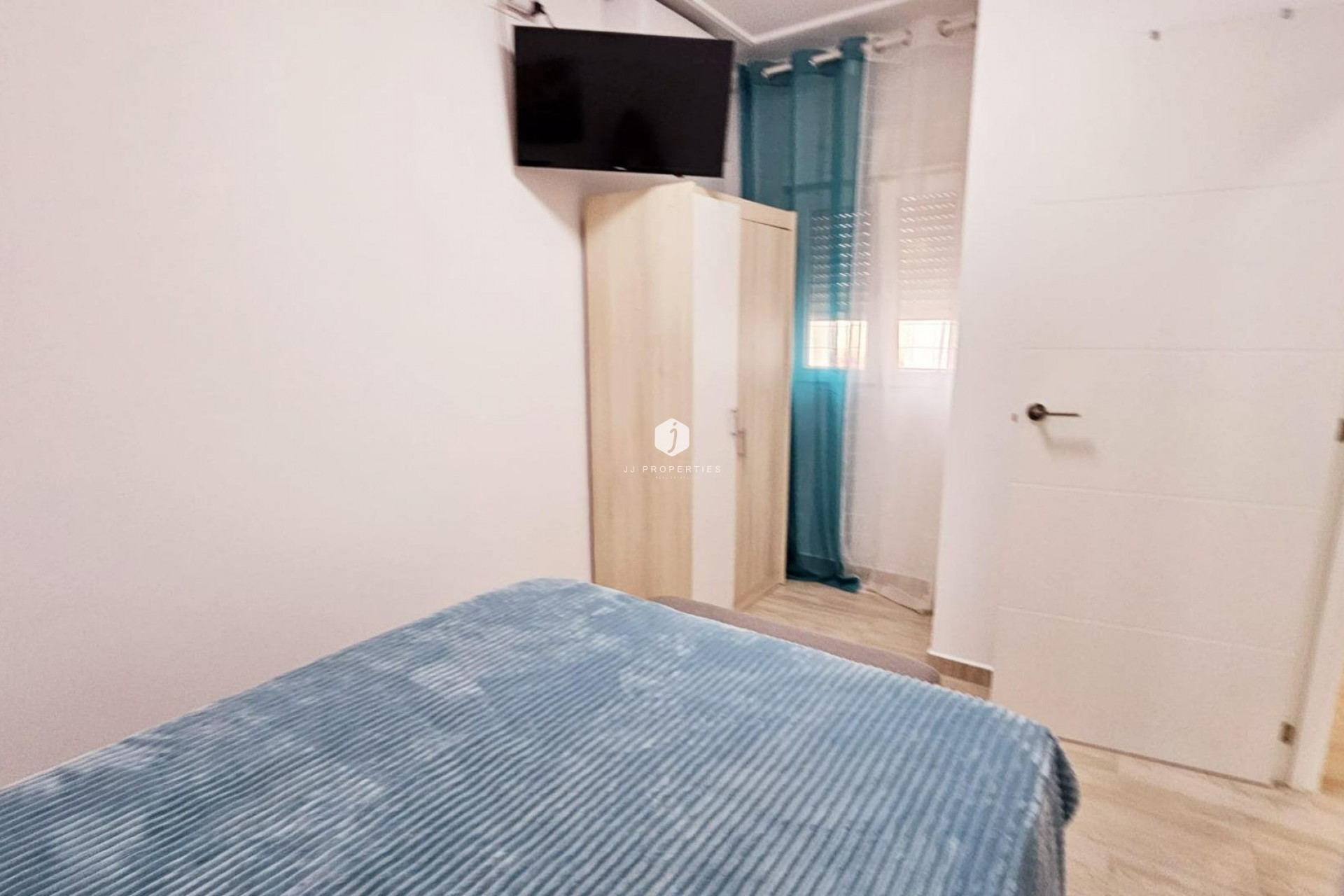 Tweedehands - duplex -
Torrevieja - La siesta