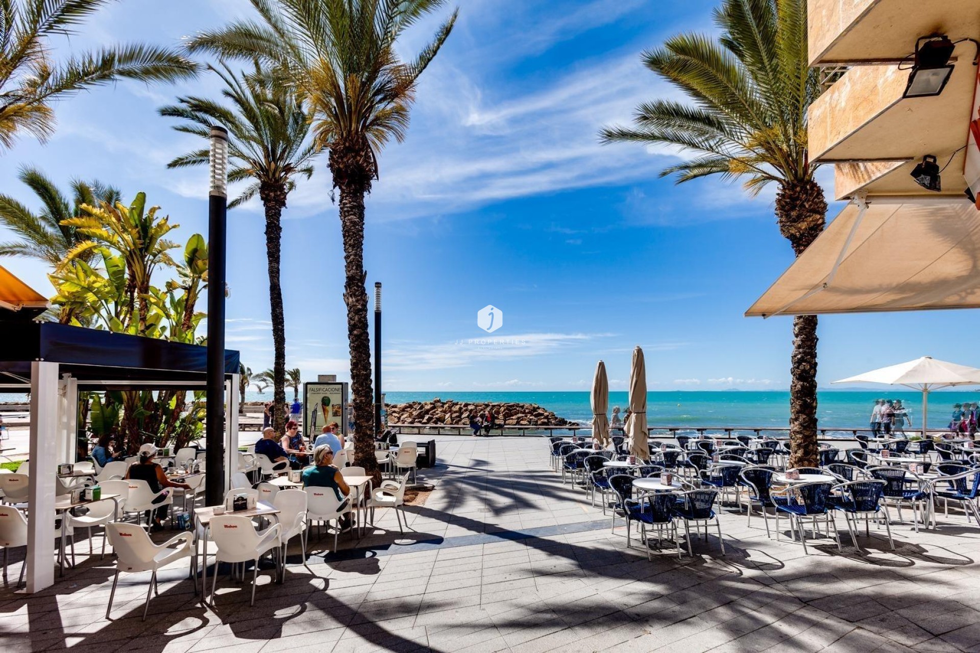 Tweedehands - duplex -
Torrevieja - La siesta