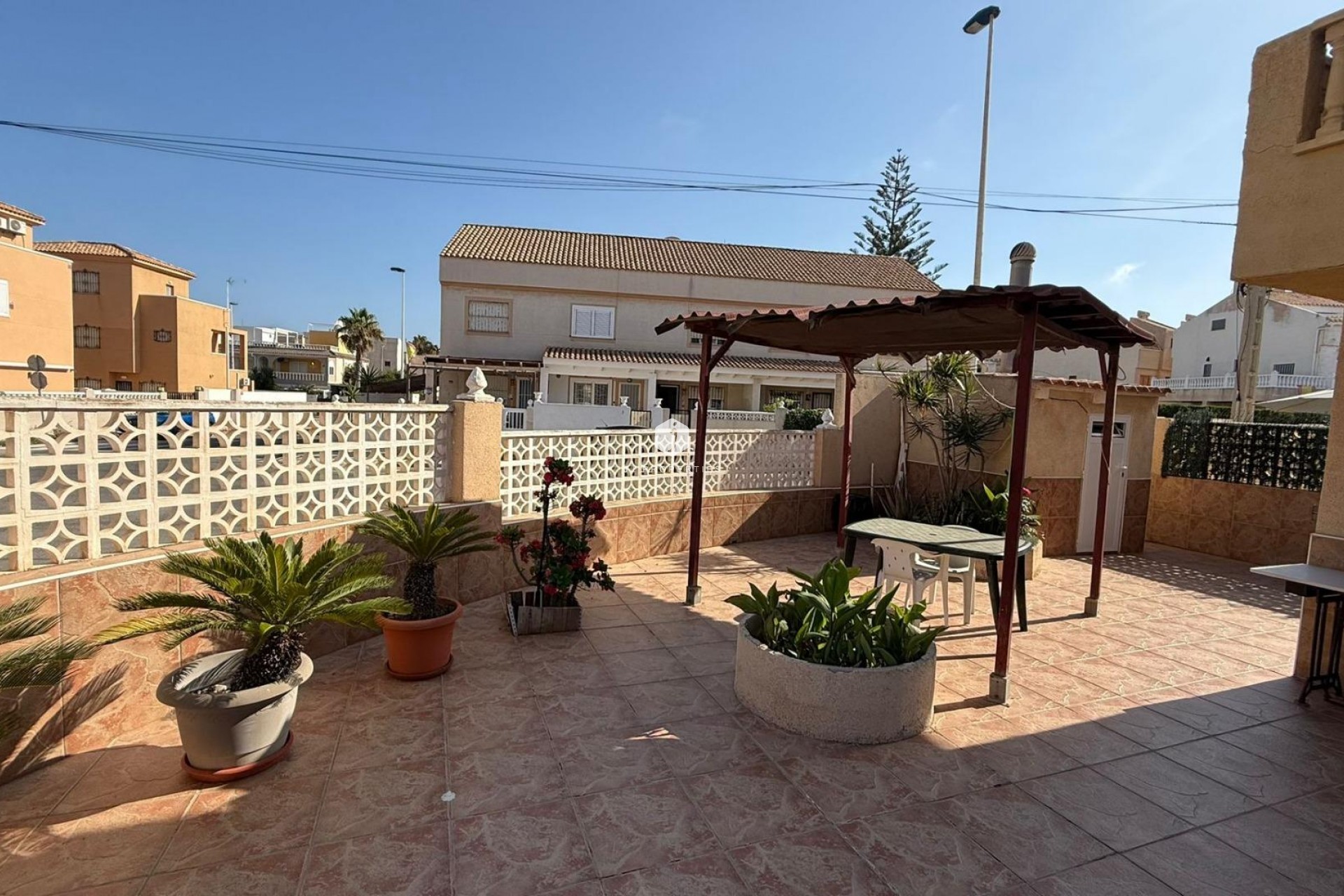 Tweedehands - duplex -
Torrevieja - Los Frutales