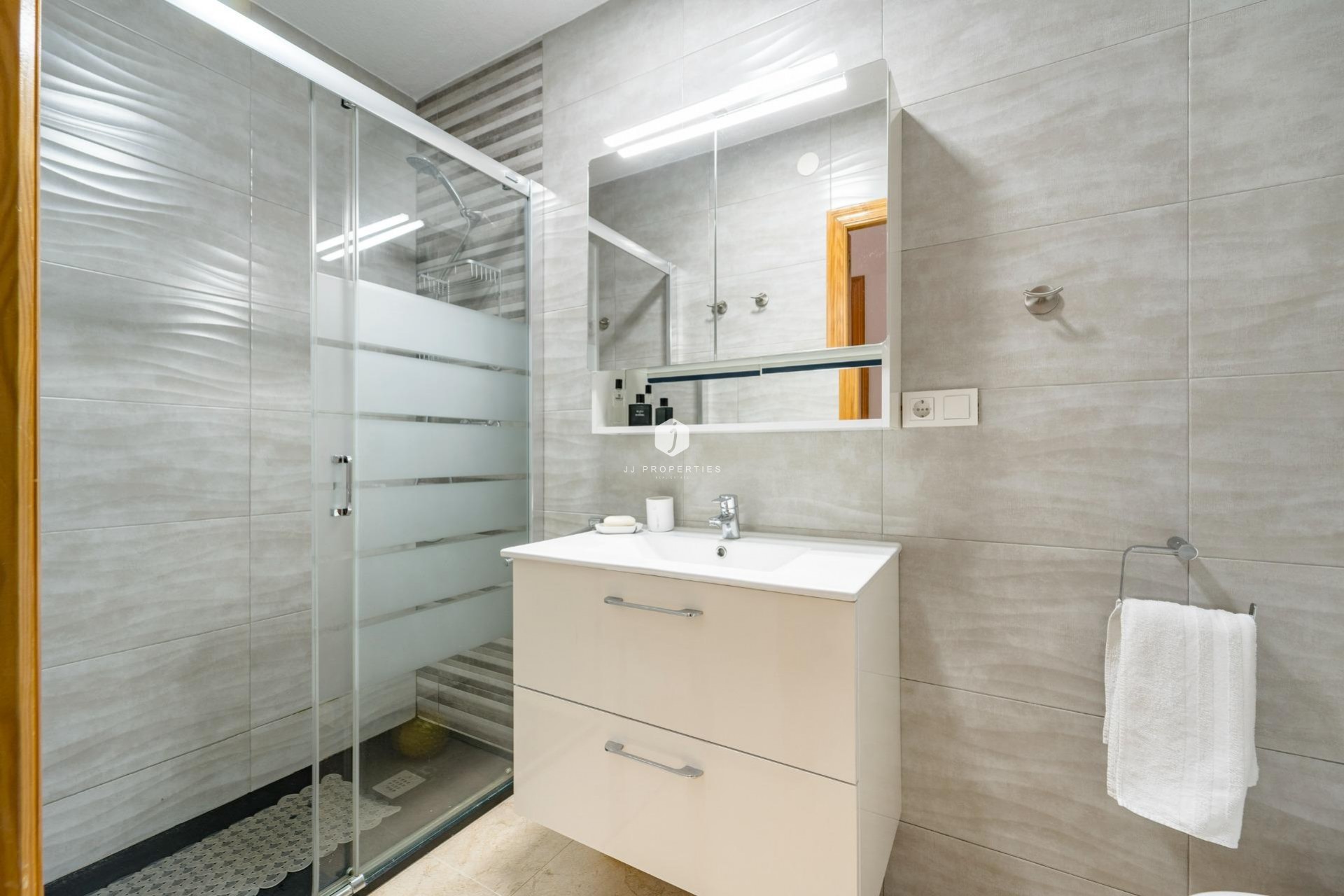 Tweedehands - duplex -
Torrevieja - Playa de los Naufragos