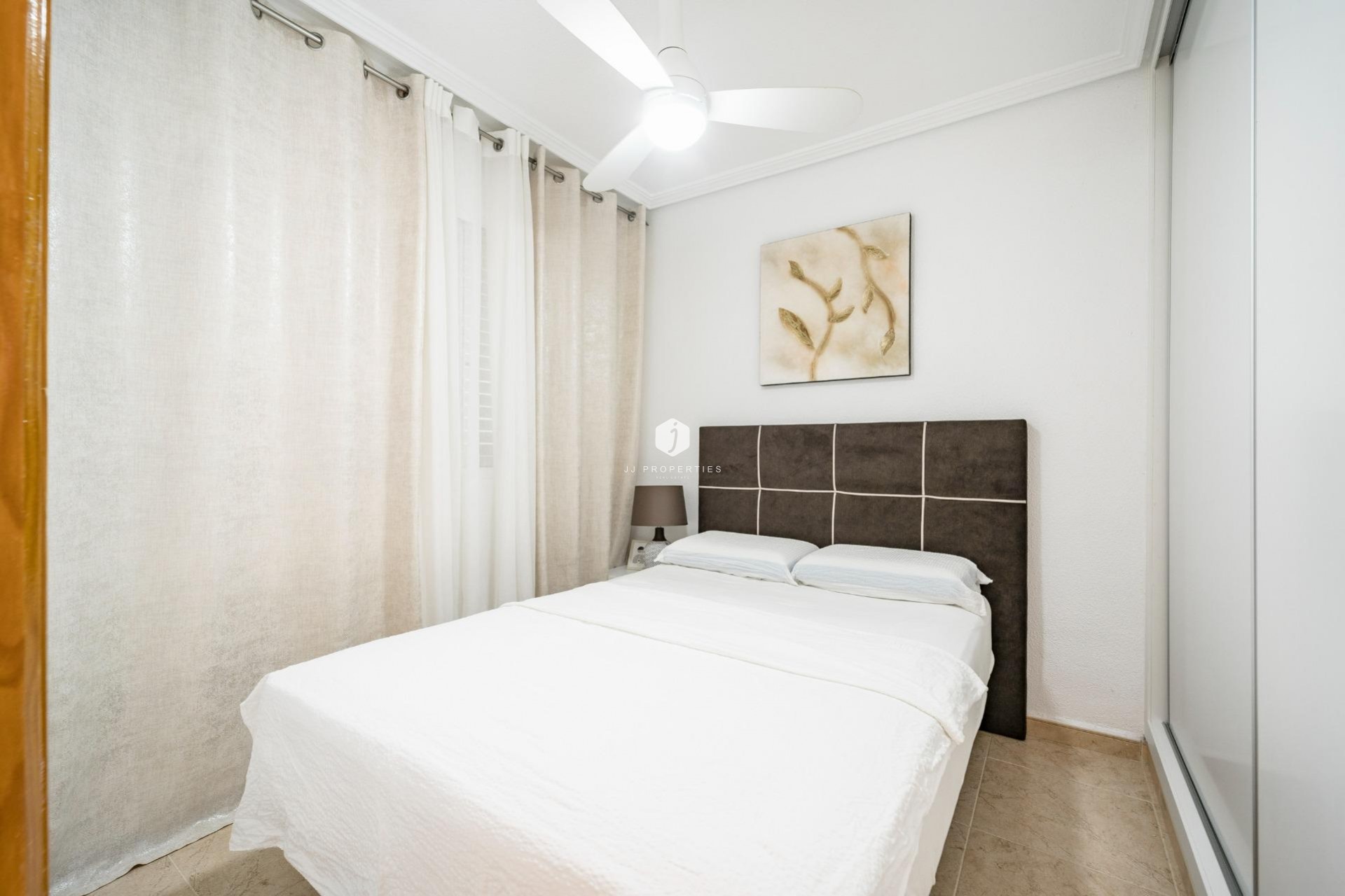 Tweedehands - duplex -
Torrevieja - Playa de los Naufragos
