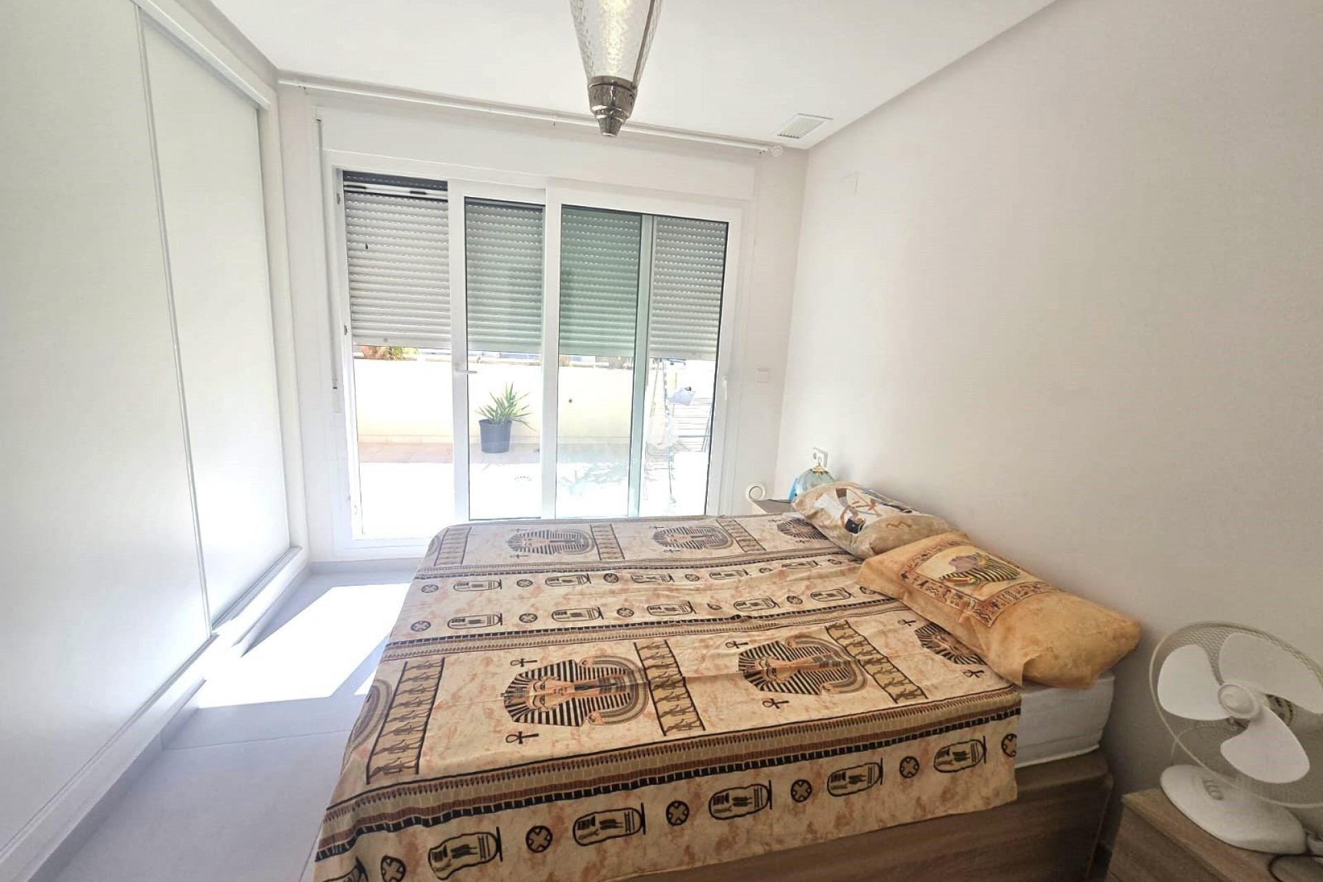 Tweedehands - duplex -
Torrevieja - Sector 25