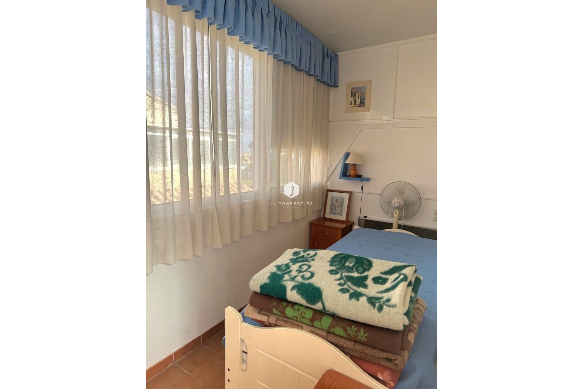 Tweedehands - duplex -
Torrevieja - Torretas