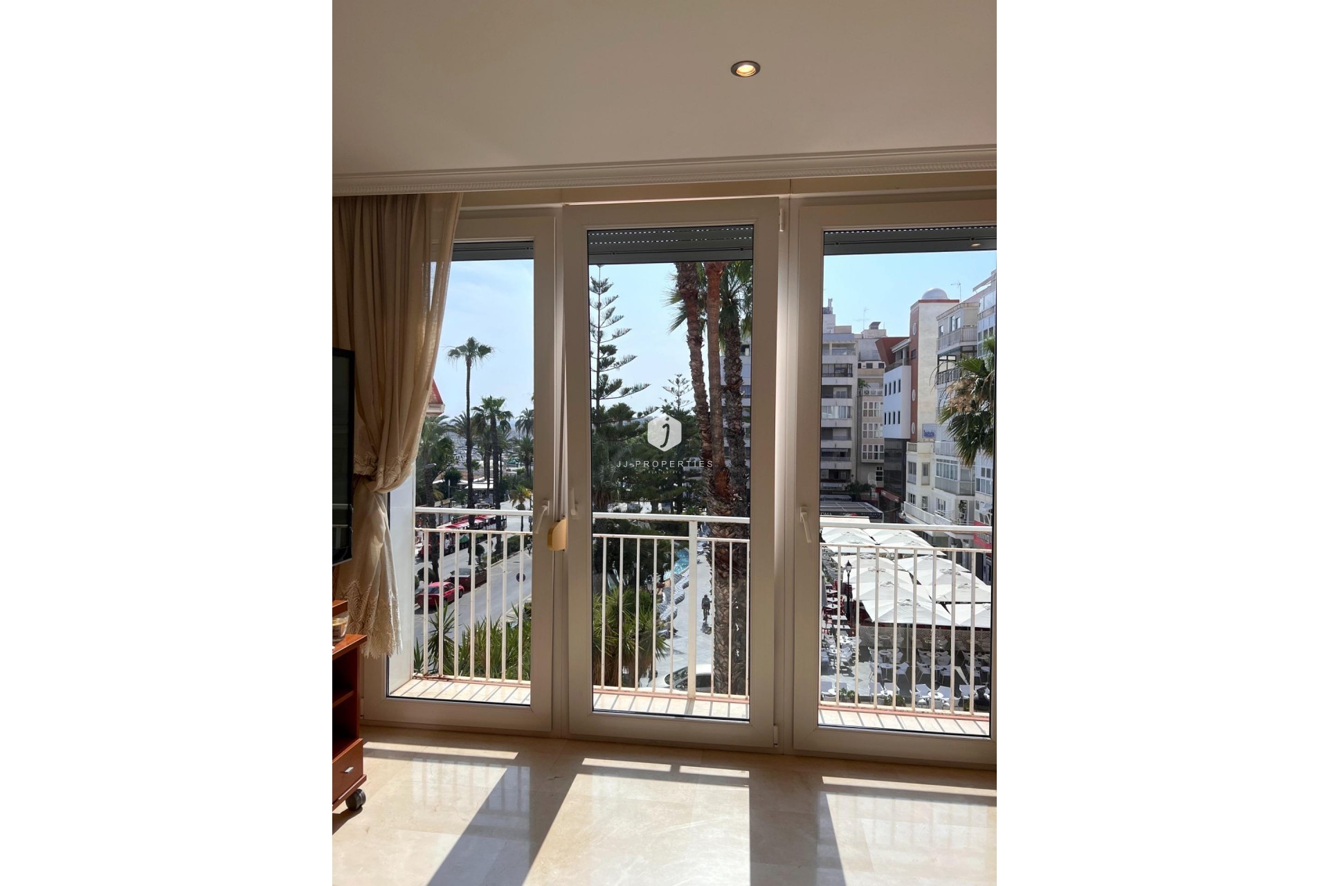 Tweedehands - duplex -
Torrevieja