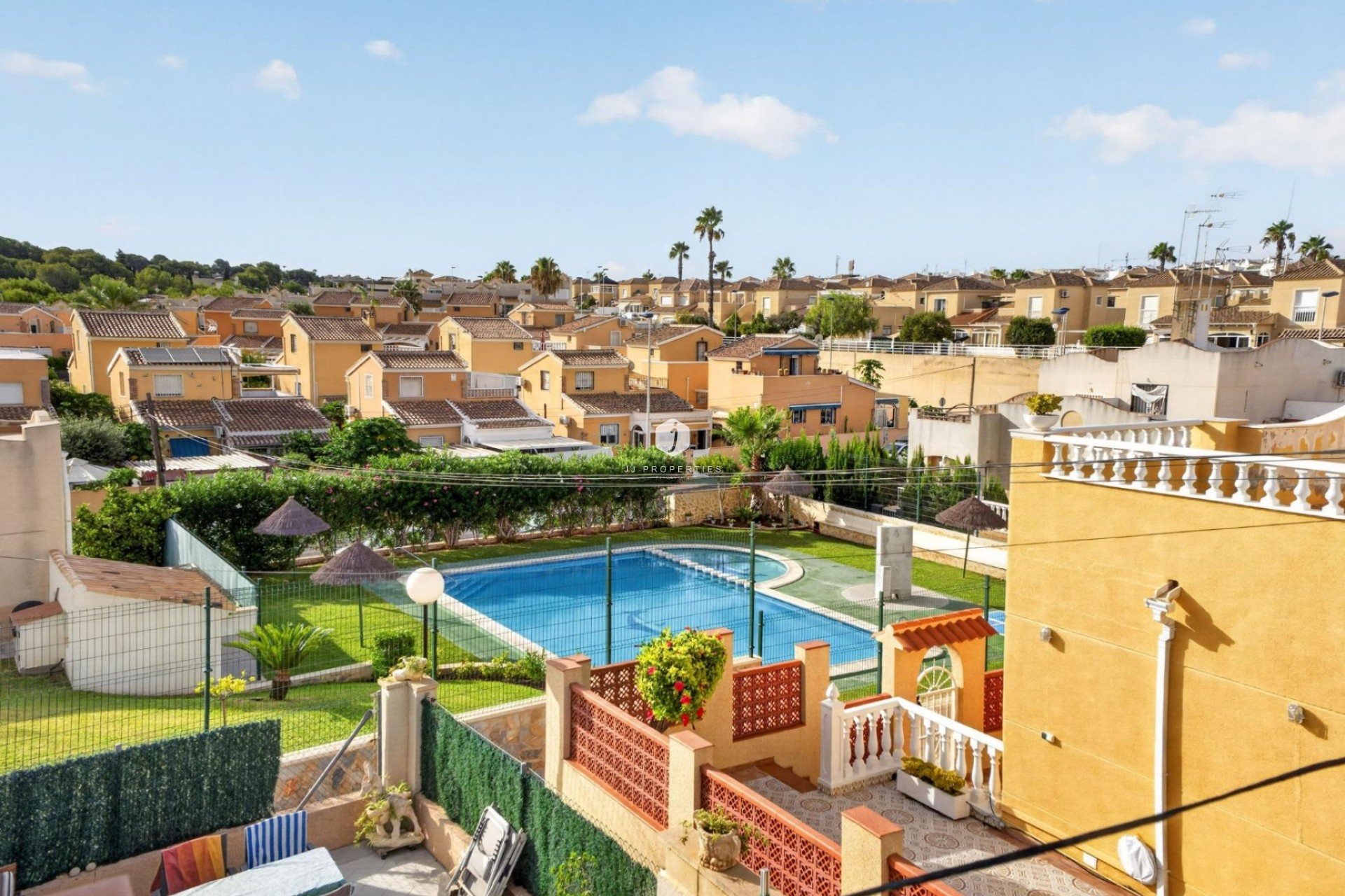 Tweedehands - Herenhuis -
Torrevieja - Lago jardin