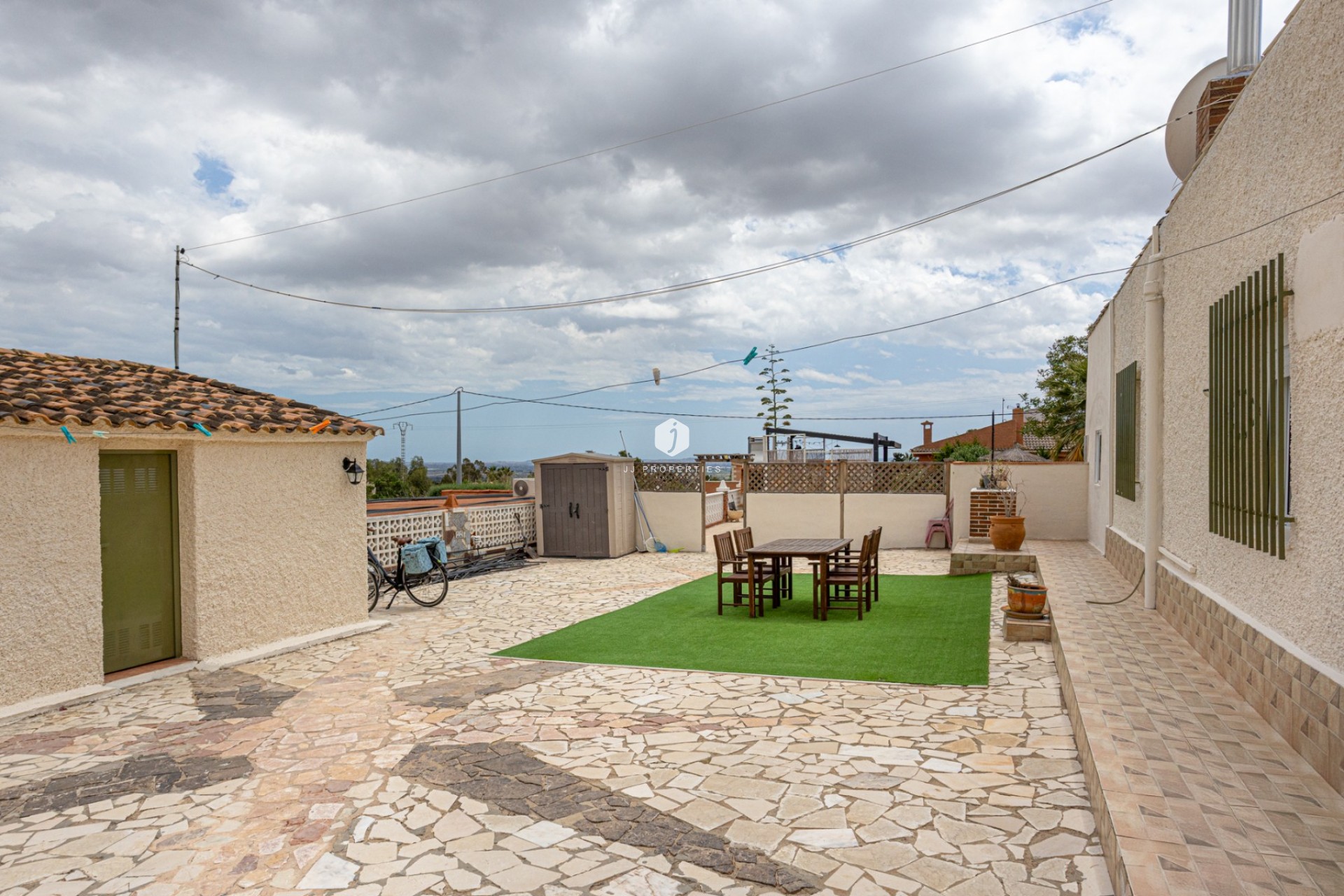 Tweedehands - Landelijk eigendom -
Albatera - Inland