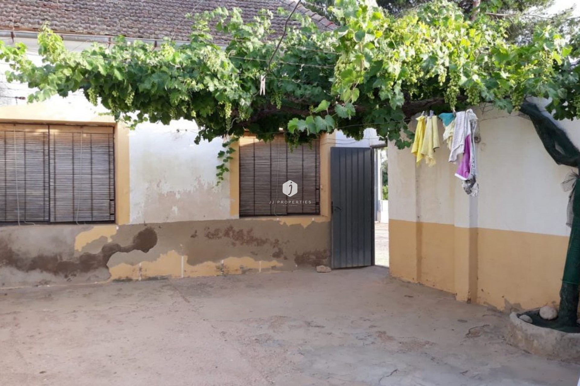 Tweedehands - Landelijk eigendom -
Daya Nueva - Costa Blanca