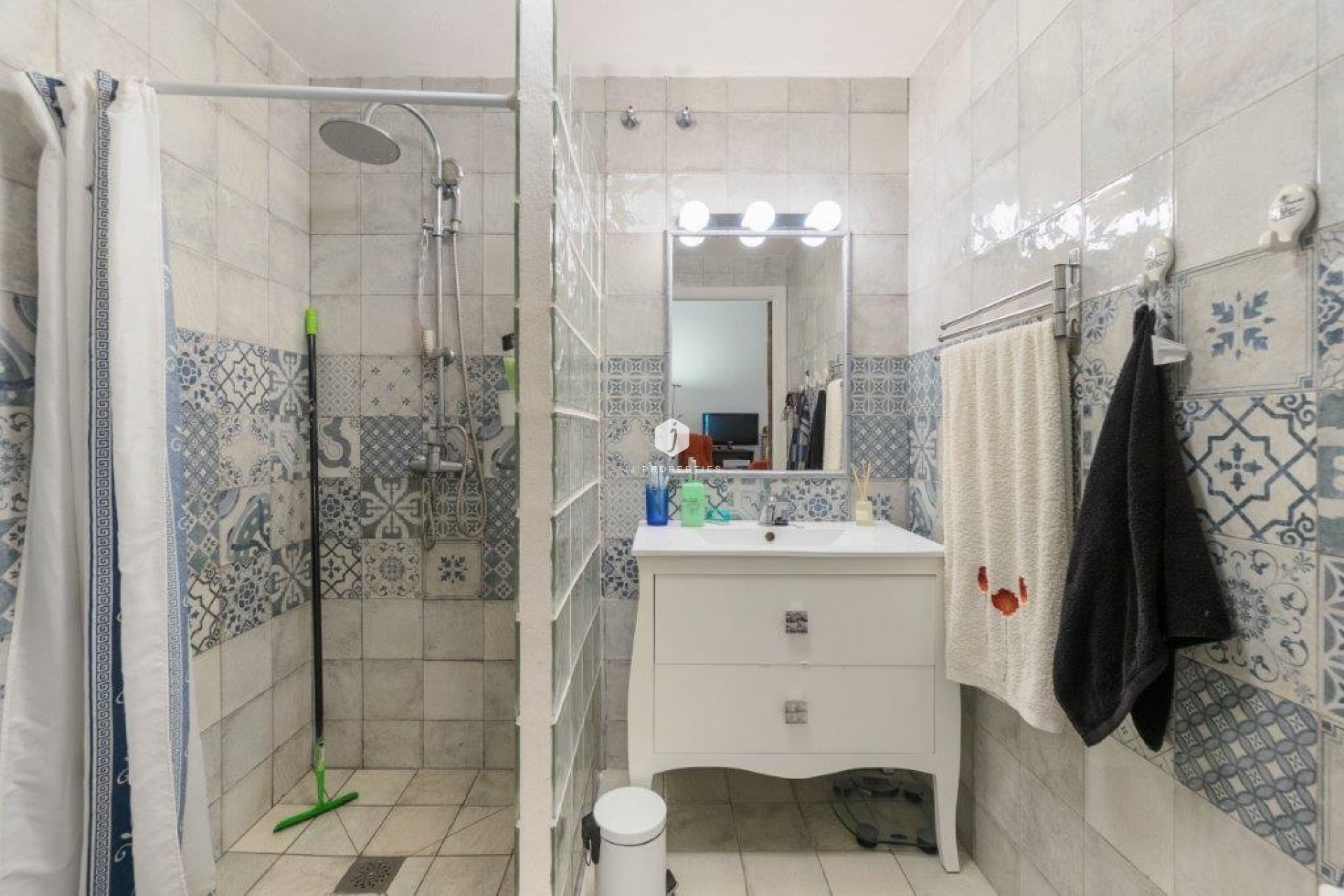 Tweedehands - Landelijk eigendom -
Dolores - Costa Blanca