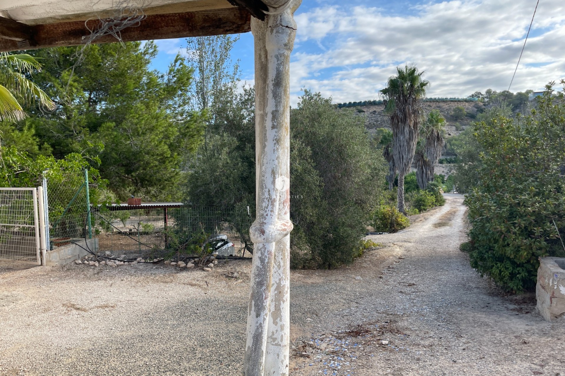 Tweedehands - Landelijk eigendom -
Jacarilla - Inland
