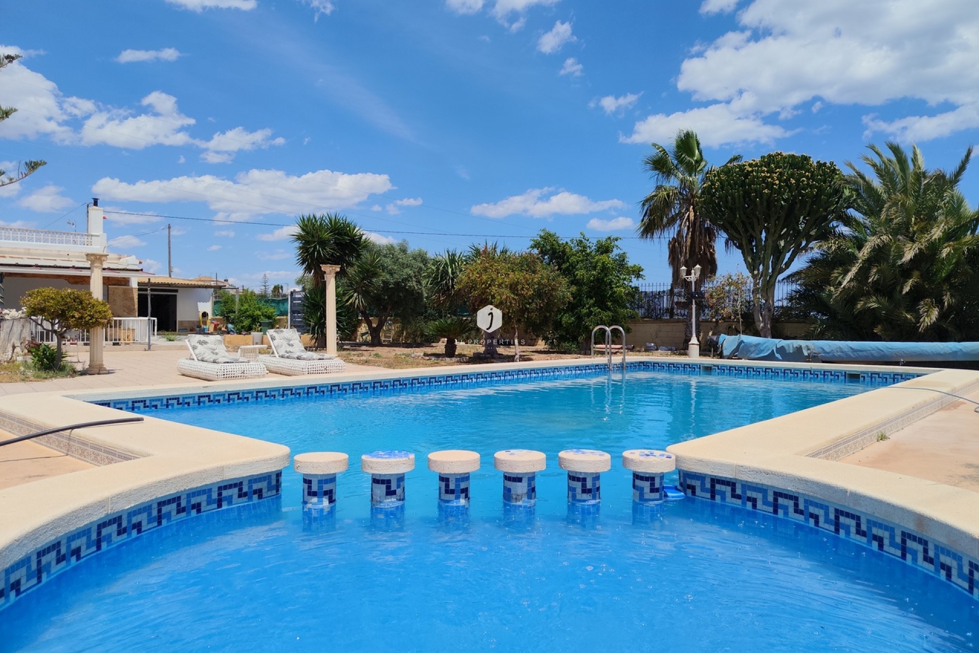 Tweedehands - Landelijk eigendom -
Los Montesinos - Costa Blanca
