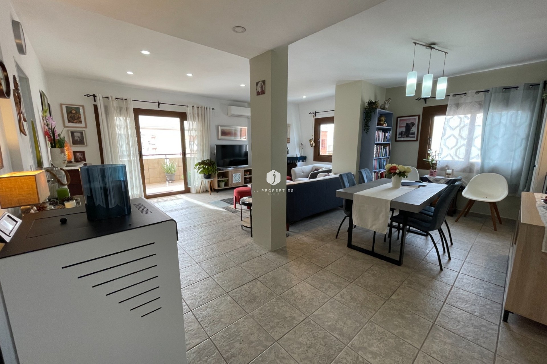 Tweedehands - Penthouse -
Almoradí - Inland