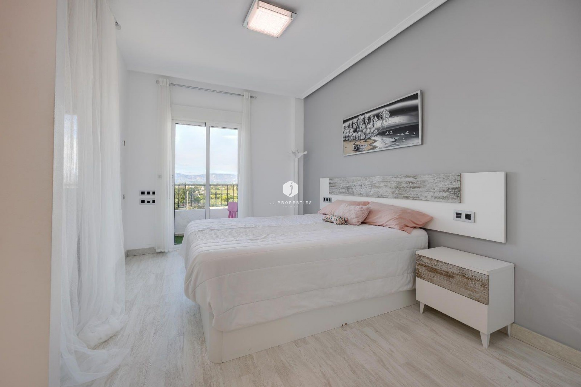 Tweedehands - Penthouse -
Almoradí - Parque De La U