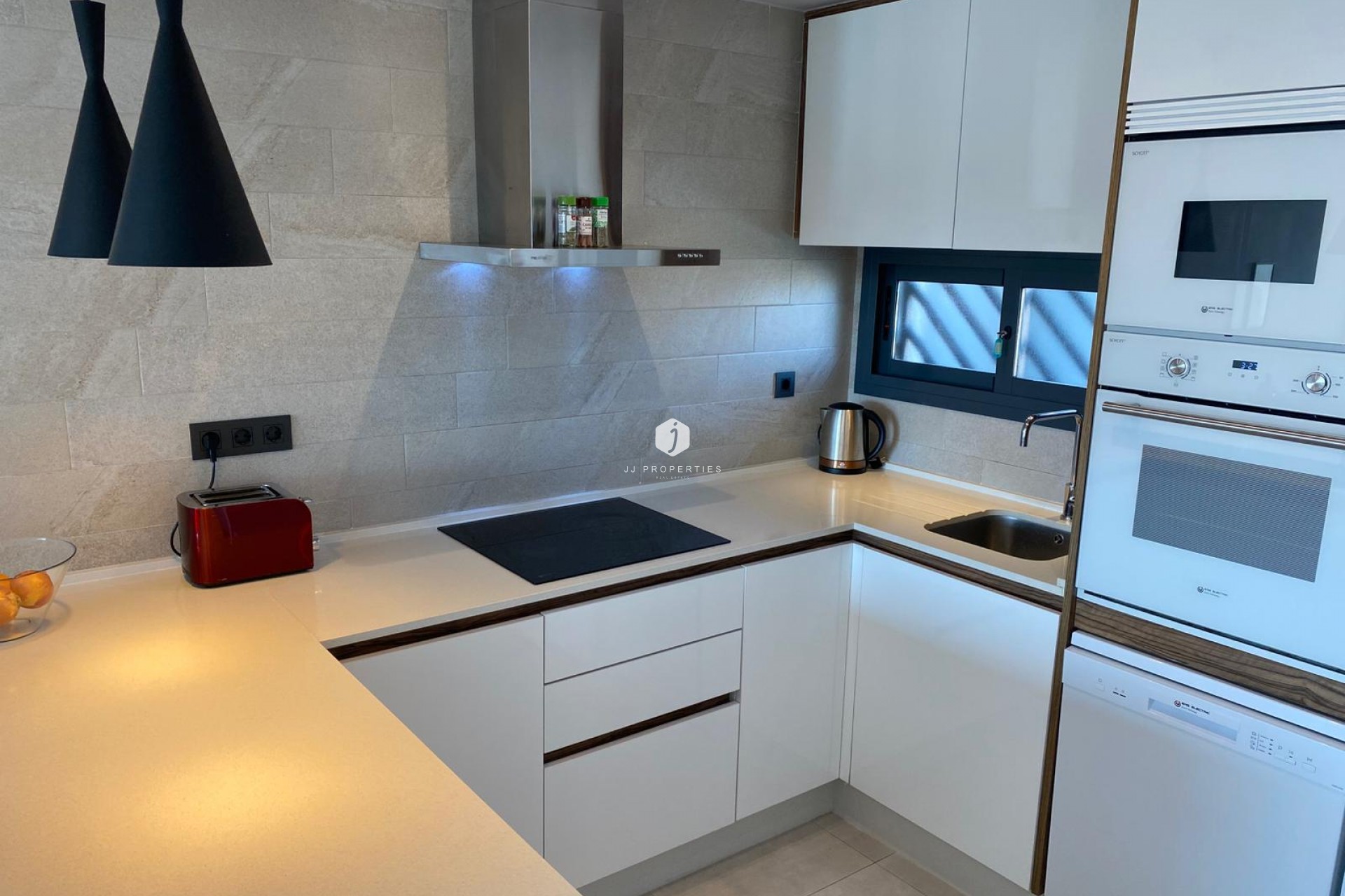 Tweedehands - Penthouse -
El Raso - Costa Blanca