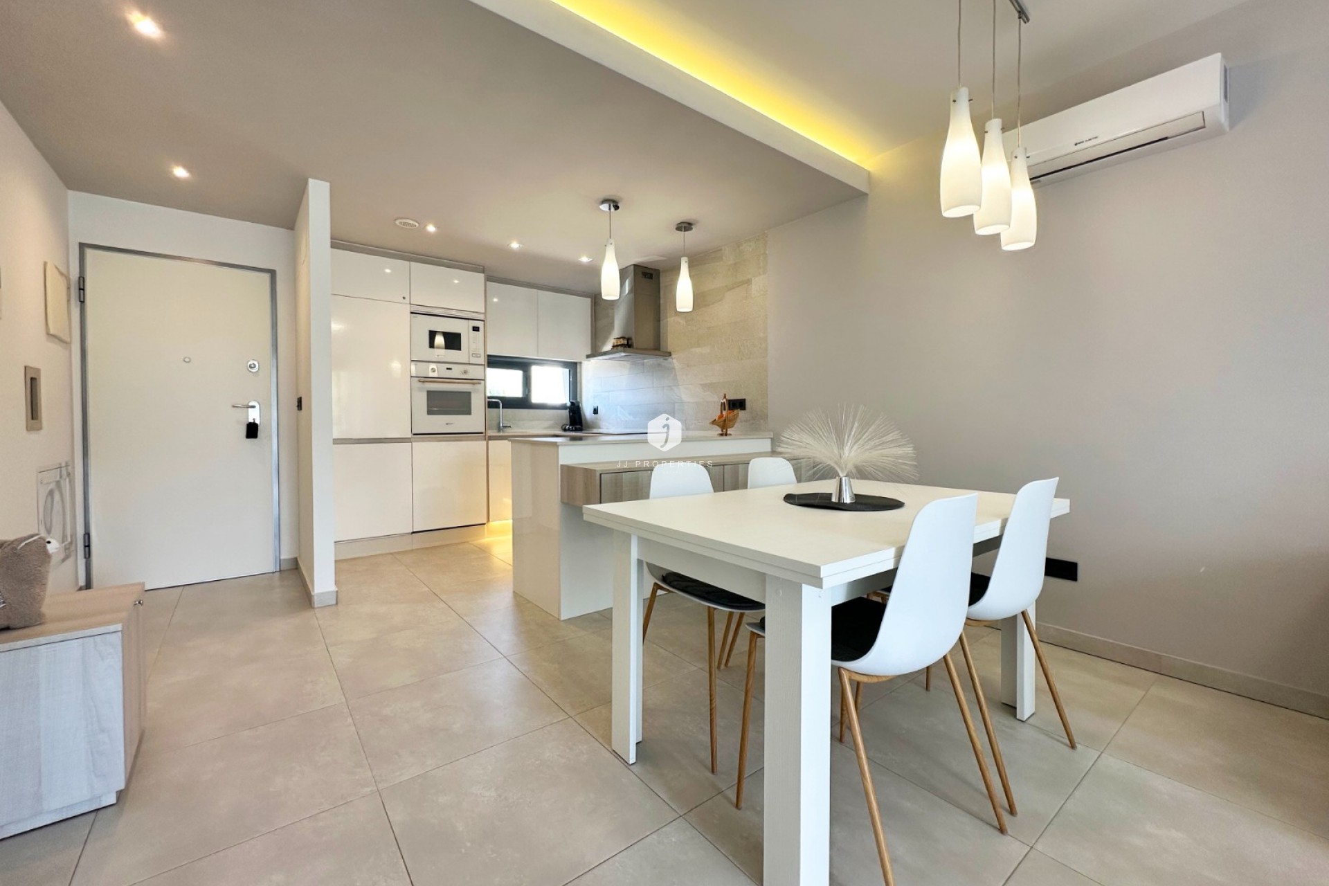 Tweedehands - Penthouse -
Guardamar del Segura - Costa Blanca